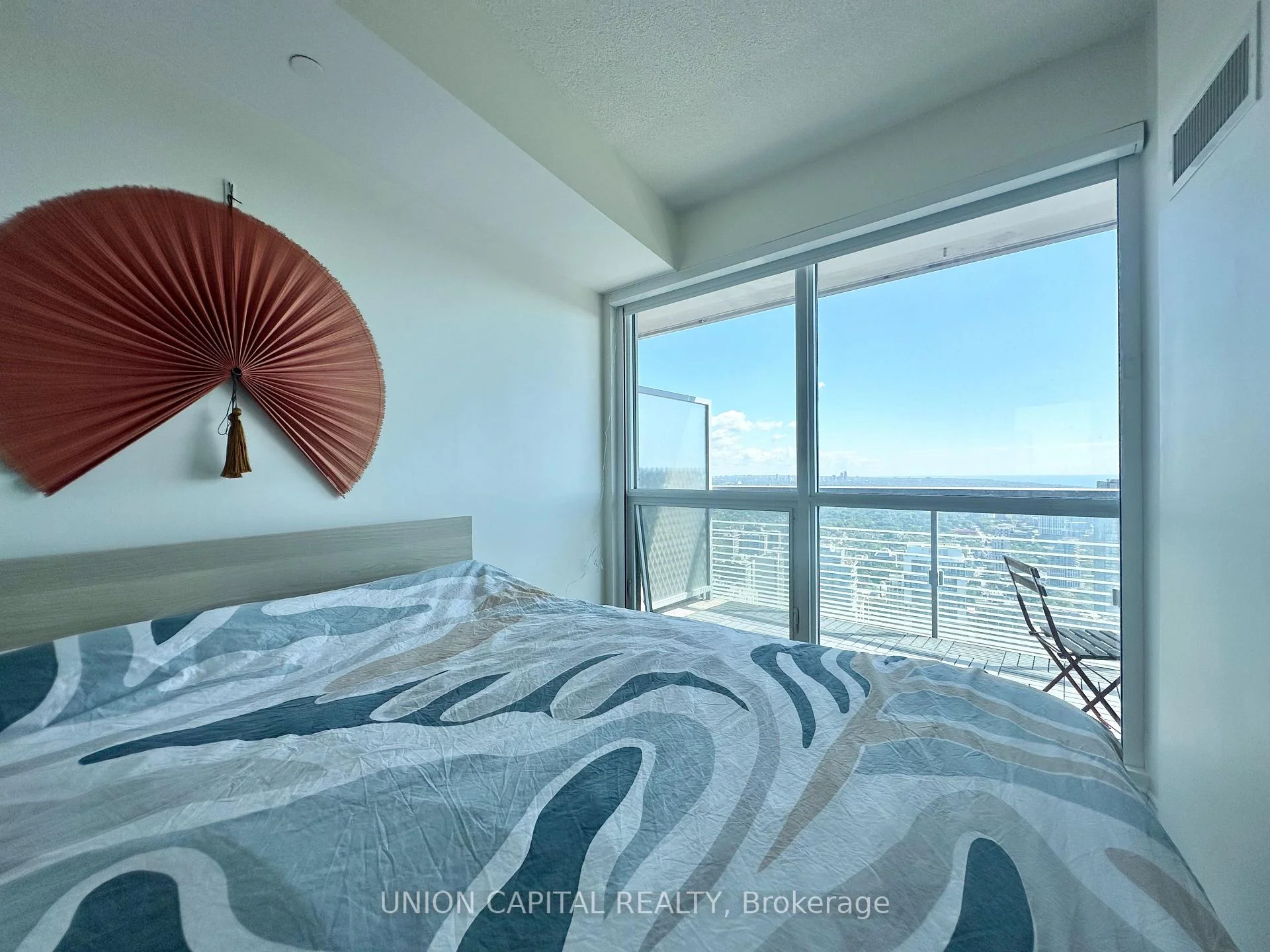 Photo 25 of Unit 4903, 386 Yonge Street, Toronto, Bay Street Corridor — HOMEH