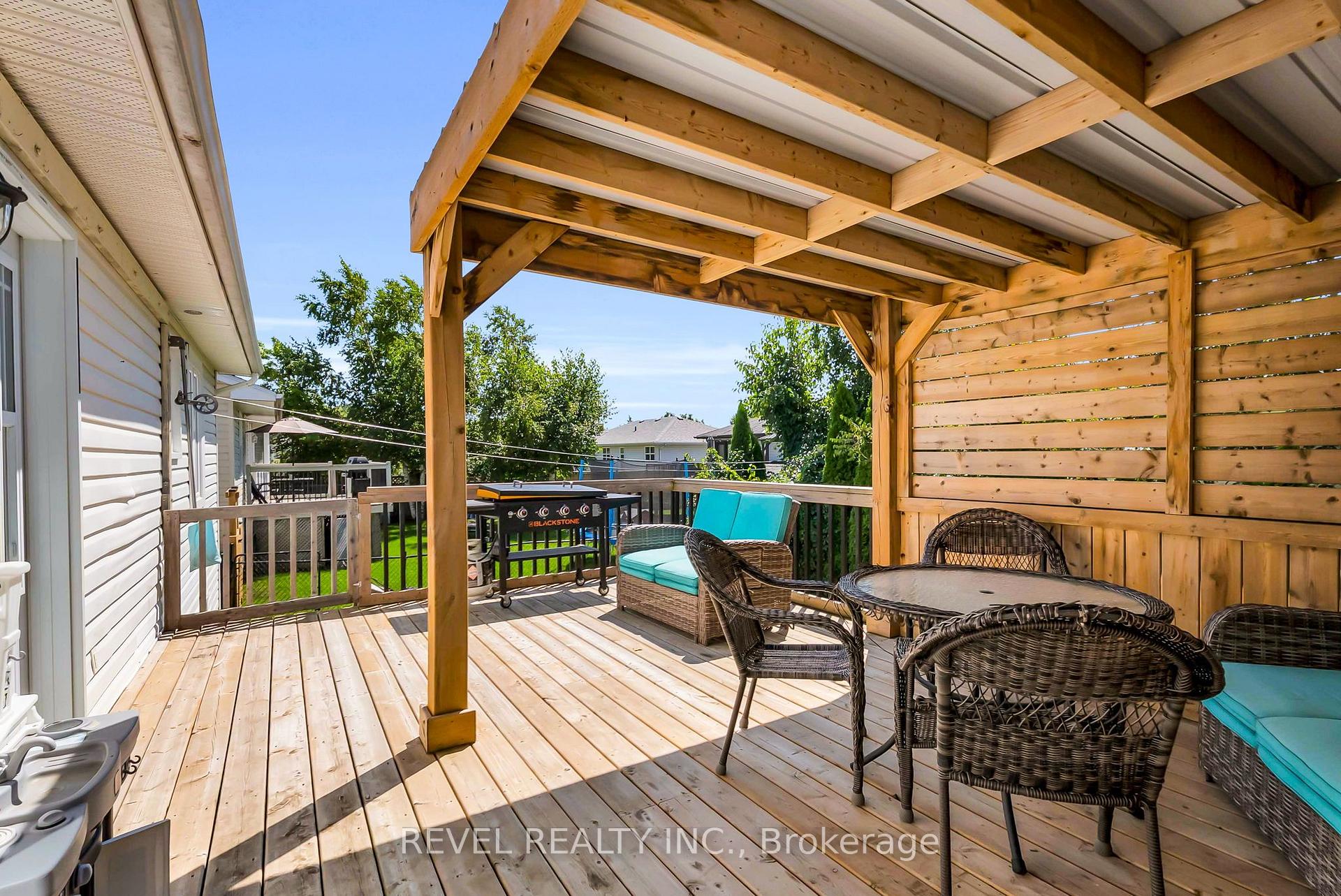 Photo 32 of 33 Wilson Crescent, Southgate — HOMEH