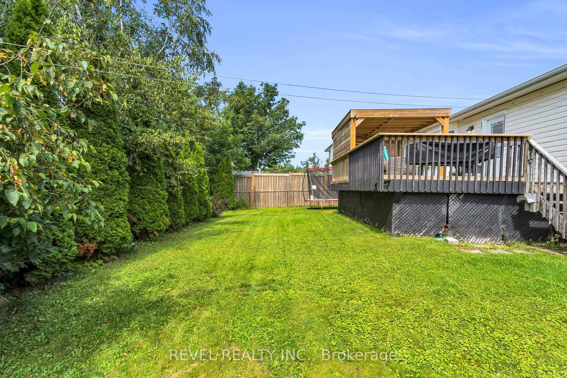 Photo 35 of 33 Wilson Crescent, Southgate — HOMEH