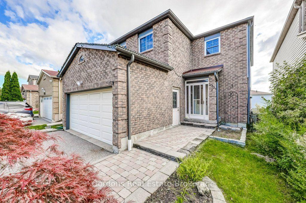 Photo 2 of 2013 Shay Drive, Pickering, Brock Ridge — HOMEH