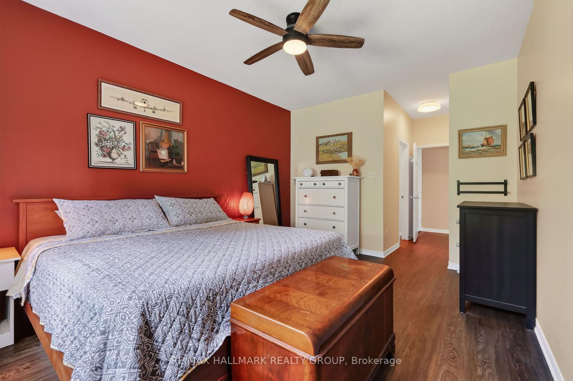 Photo 22 of 95 College Circle, Ottawa, Castle Heights — HOMEH