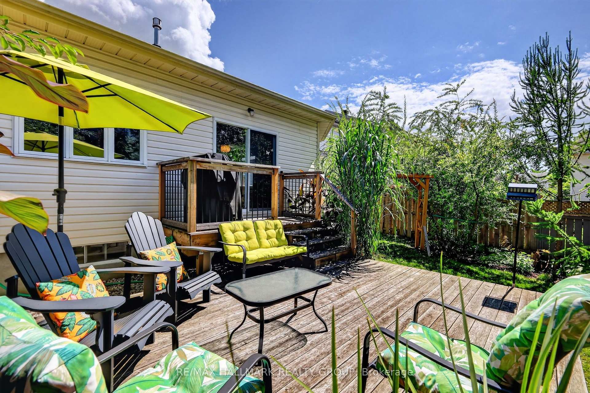 Photo 40 of 95 College Circle, Ottawa, Castle Heights — HOMEH