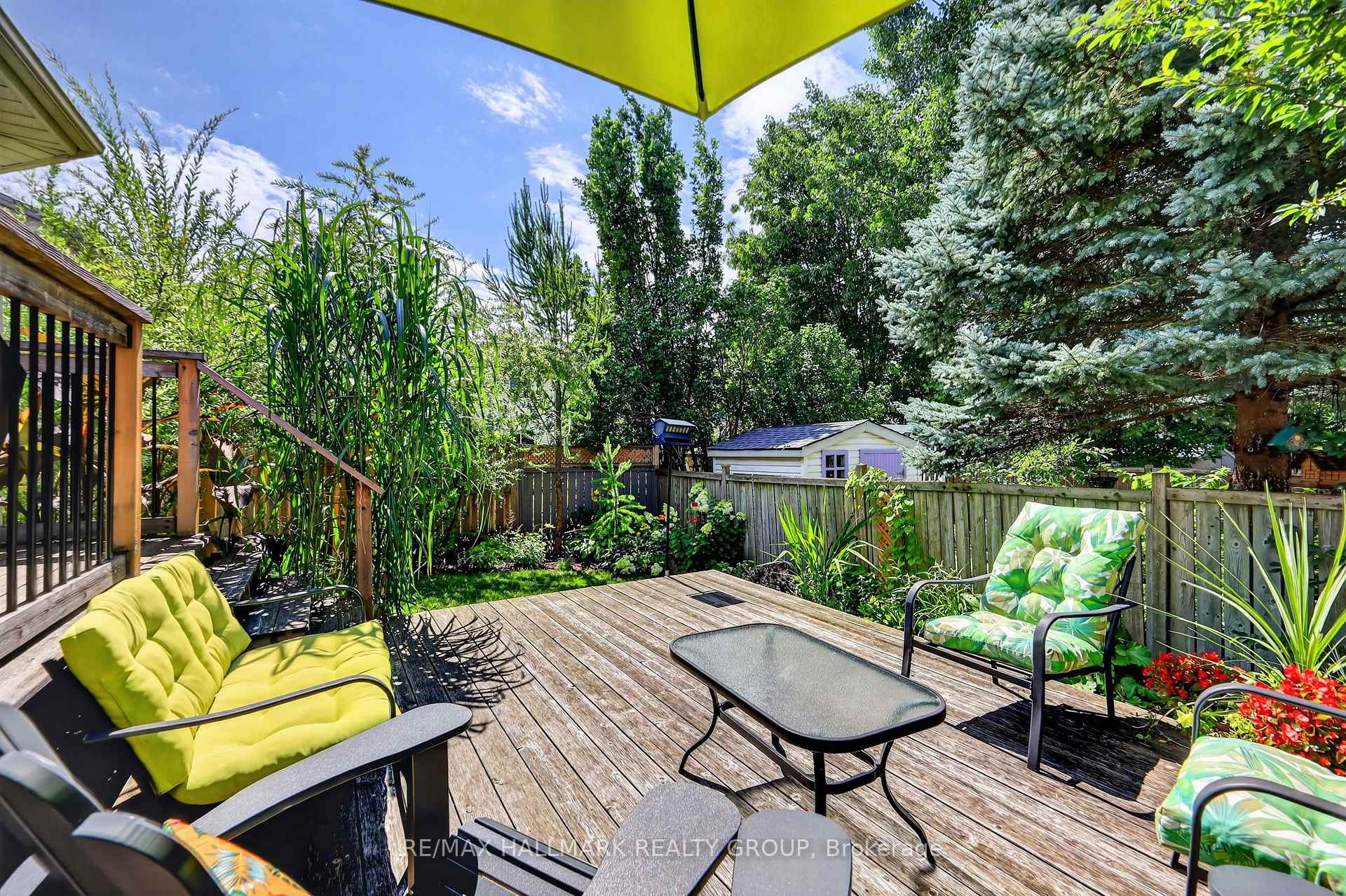 Photo 41 of 95 College Circle, Ottawa, Castle Heights — HOMEH