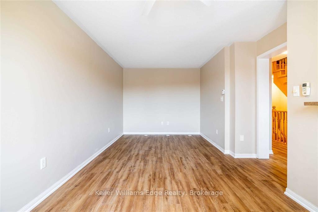 Photo 6 of 3115 Stornoway Circle, Oakville, Bronte Creek — HOMEH