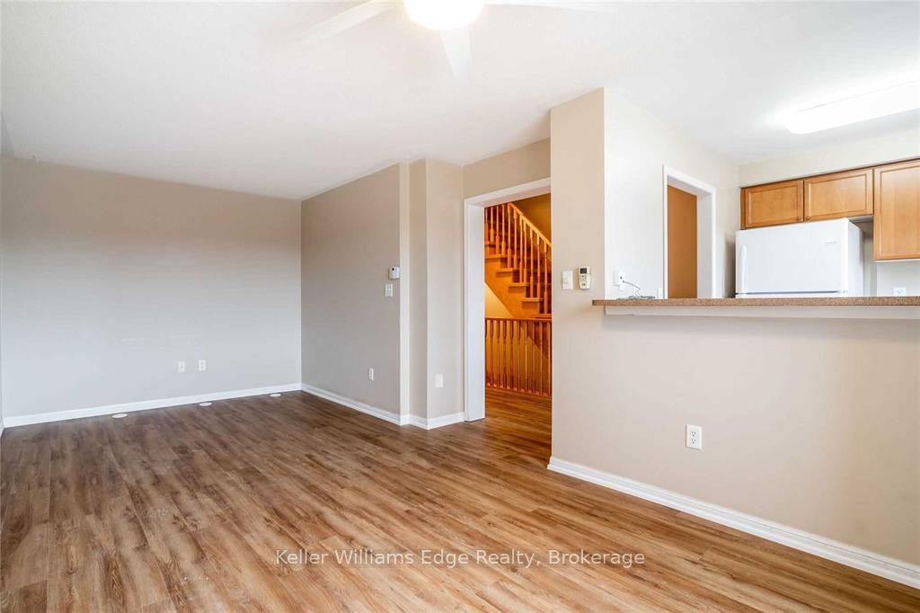 Photo 7 of 3115 Stornoway Circle, Oakville, Bronte Creek — HOMEH
