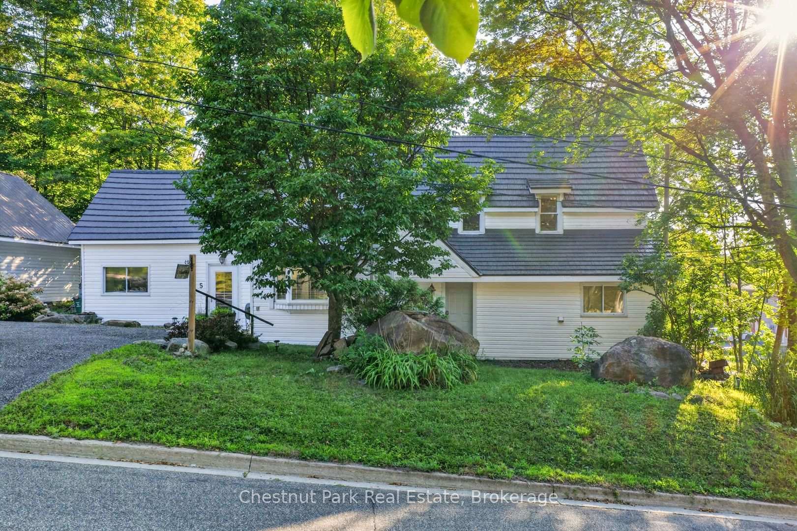 Photo 1 of 5 Wilmott Street, Huntsville — HOMEH