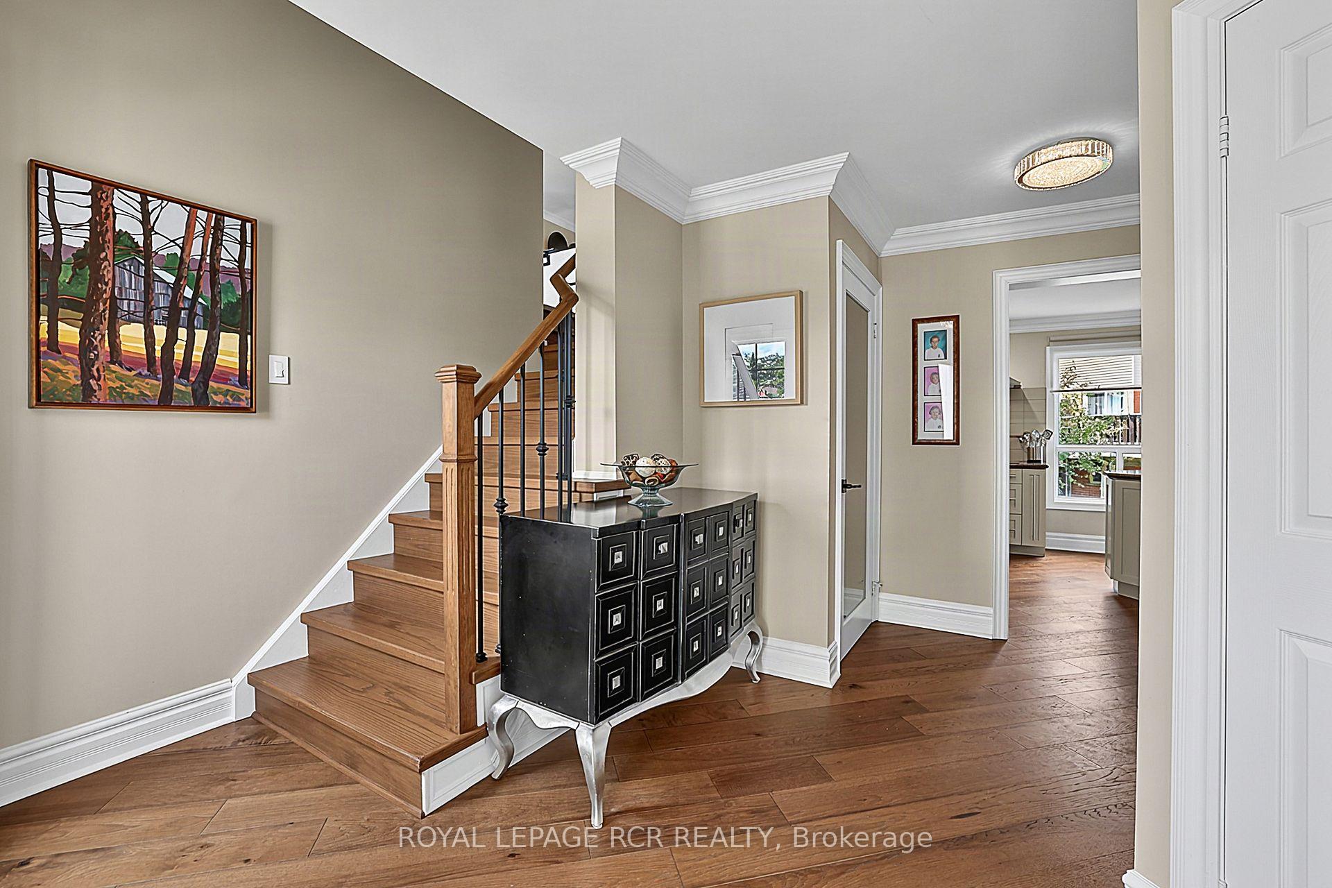 Photo 5 of 411 Butler Court, Aurora, Aurora Village — HOMEH