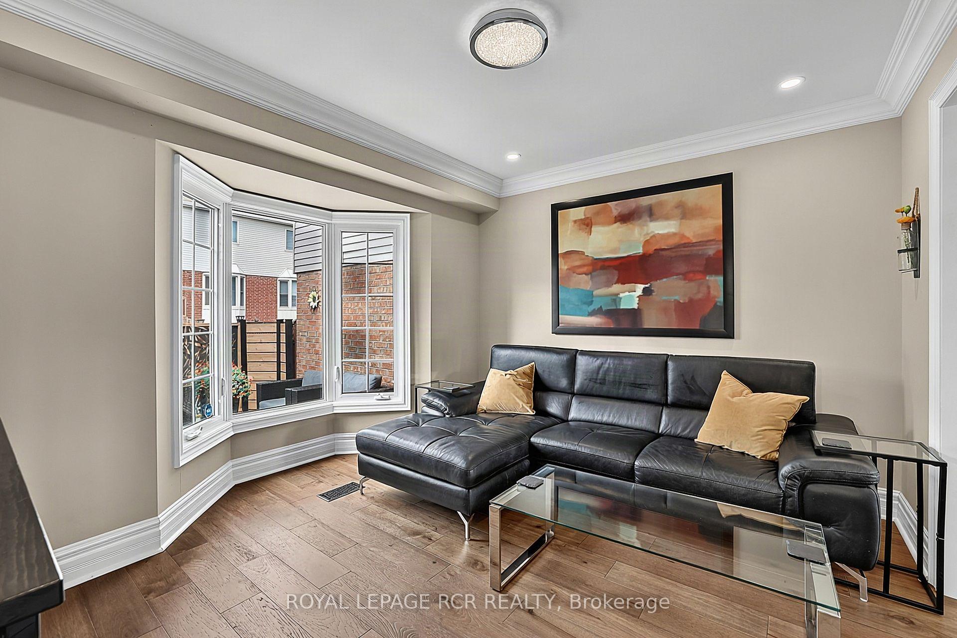 Photo 15 of 411 Butler Court, Aurora, Aurora Village — HOMEH