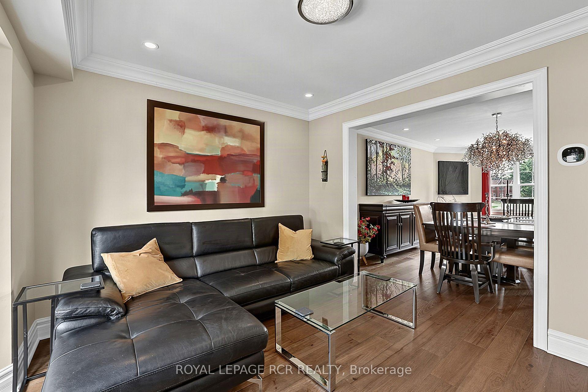 Photo 16 of 411 Butler Court, Aurora, Aurora Village — HOMEH