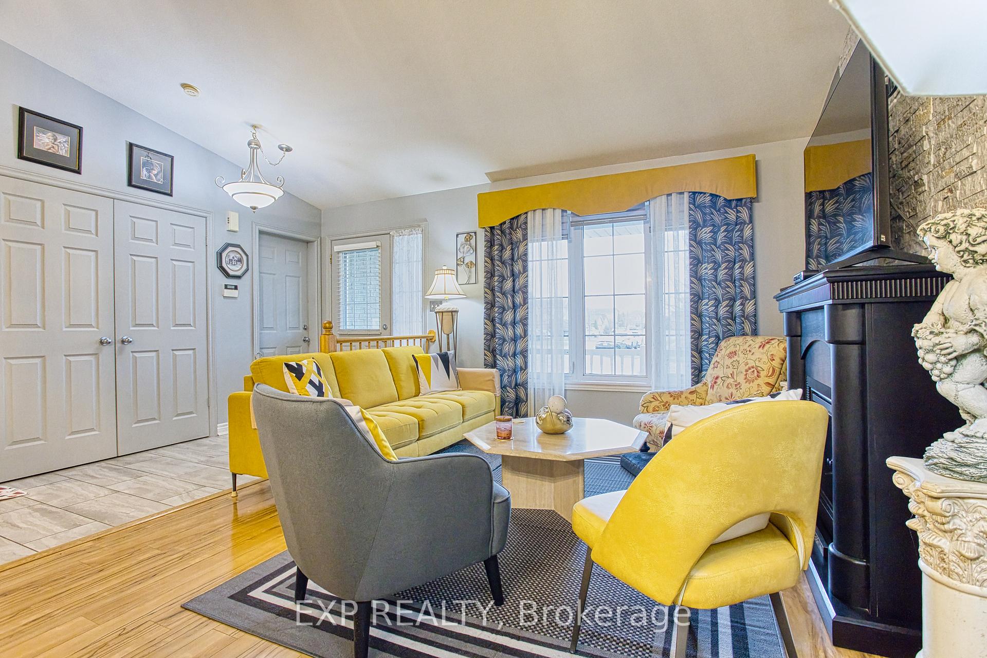 Photo 6 of 7192 Kelly Drive, Niagara Falls, Forestview — HOMEH