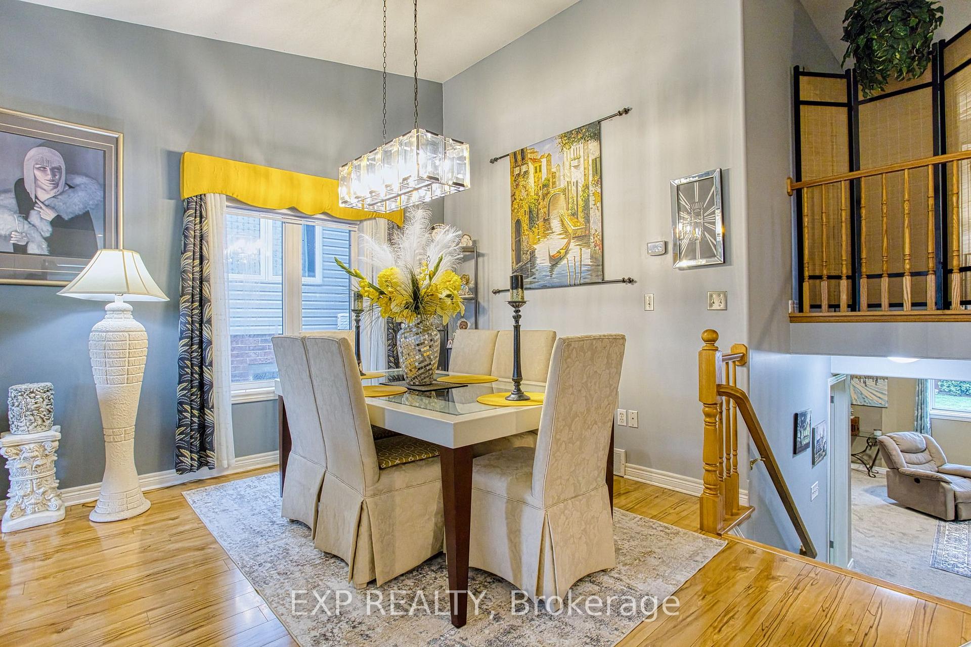 Photo 8 of 7192 Kelly Drive, Niagara Falls, Forestview — HOMEH