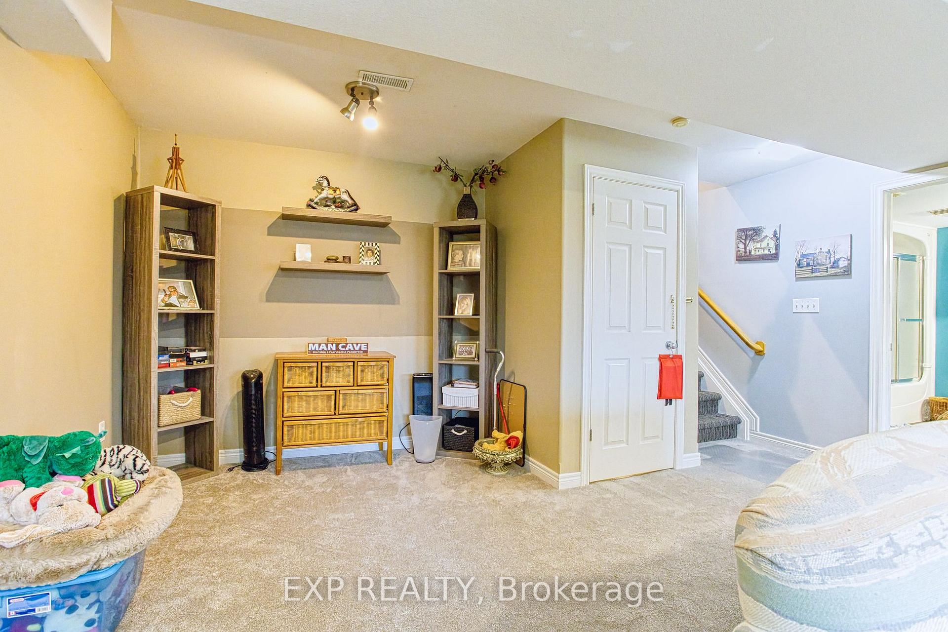 Photo 27 of 7192 Kelly Drive, Niagara Falls, Forestview — HOMEH