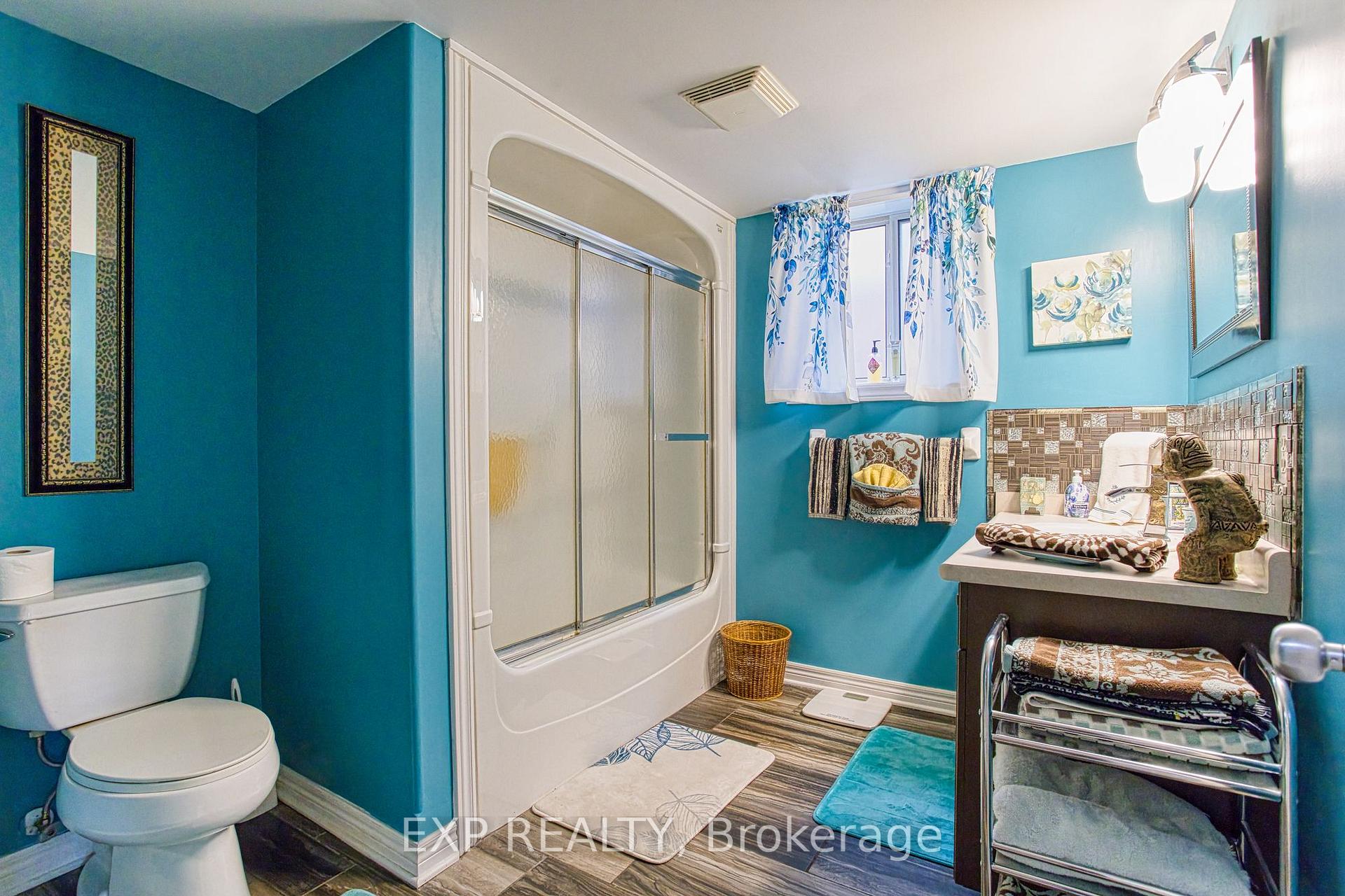 Photo 28 of 7192 Kelly Drive, Niagara Falls, Forestview — HOMEH