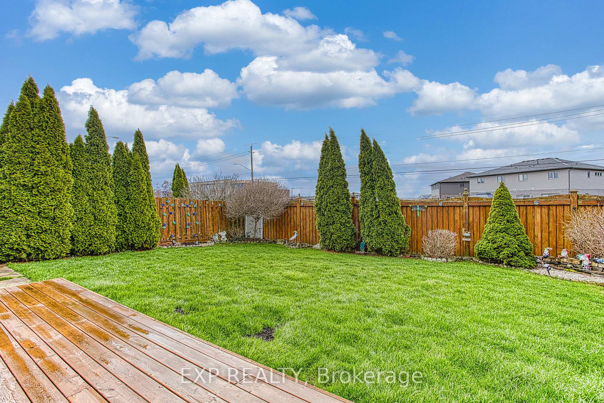 Photo 40 of 7192 Kelly Drive, Niagara Falls, Forestview — HOMEH