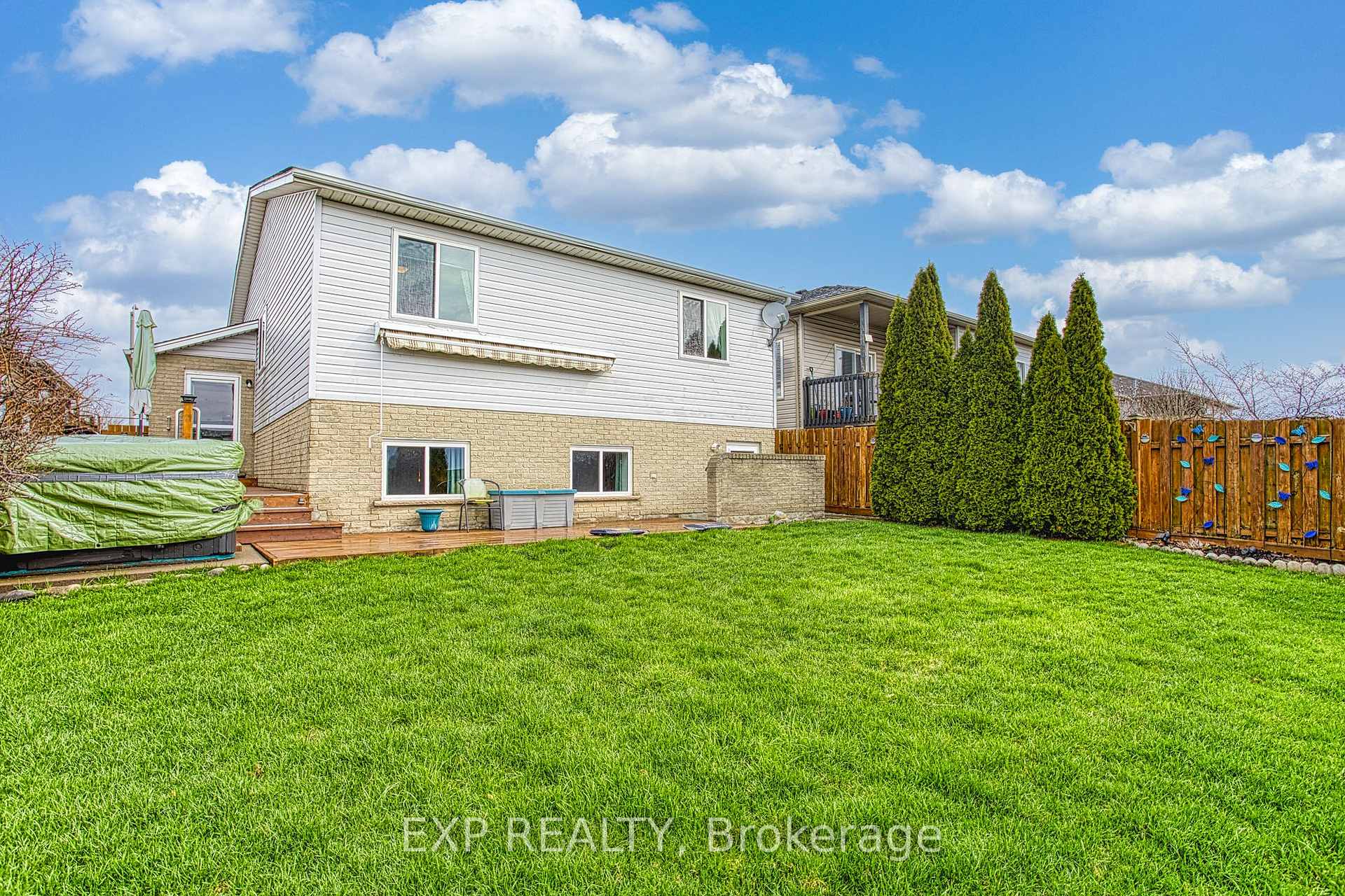 Photo 45 of 7192 Kelly Drive, Niagara Falls, Forestview — HOMEH