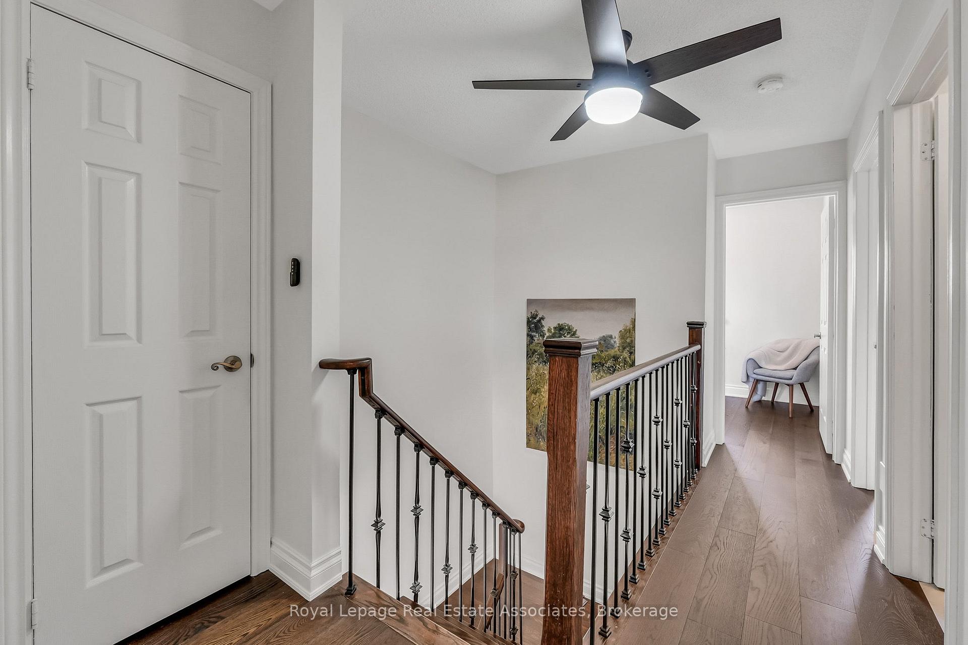 Photo 24 of 8 Prestwick Avenue, Vaughan, Maple — HOMEH