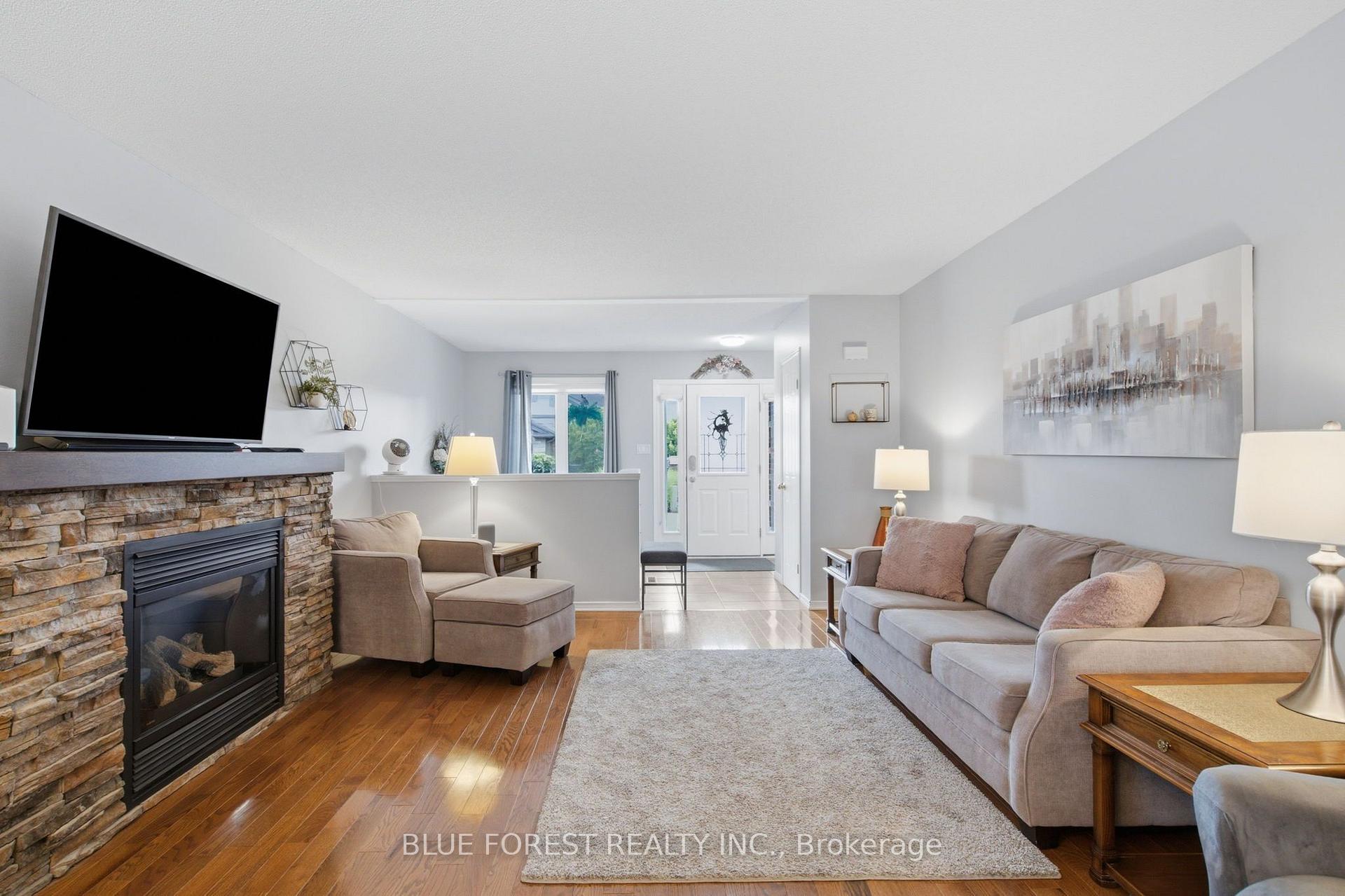 Photo 7 of Unit 28, 335 Lighthouse Road, London, South U — HOMEH