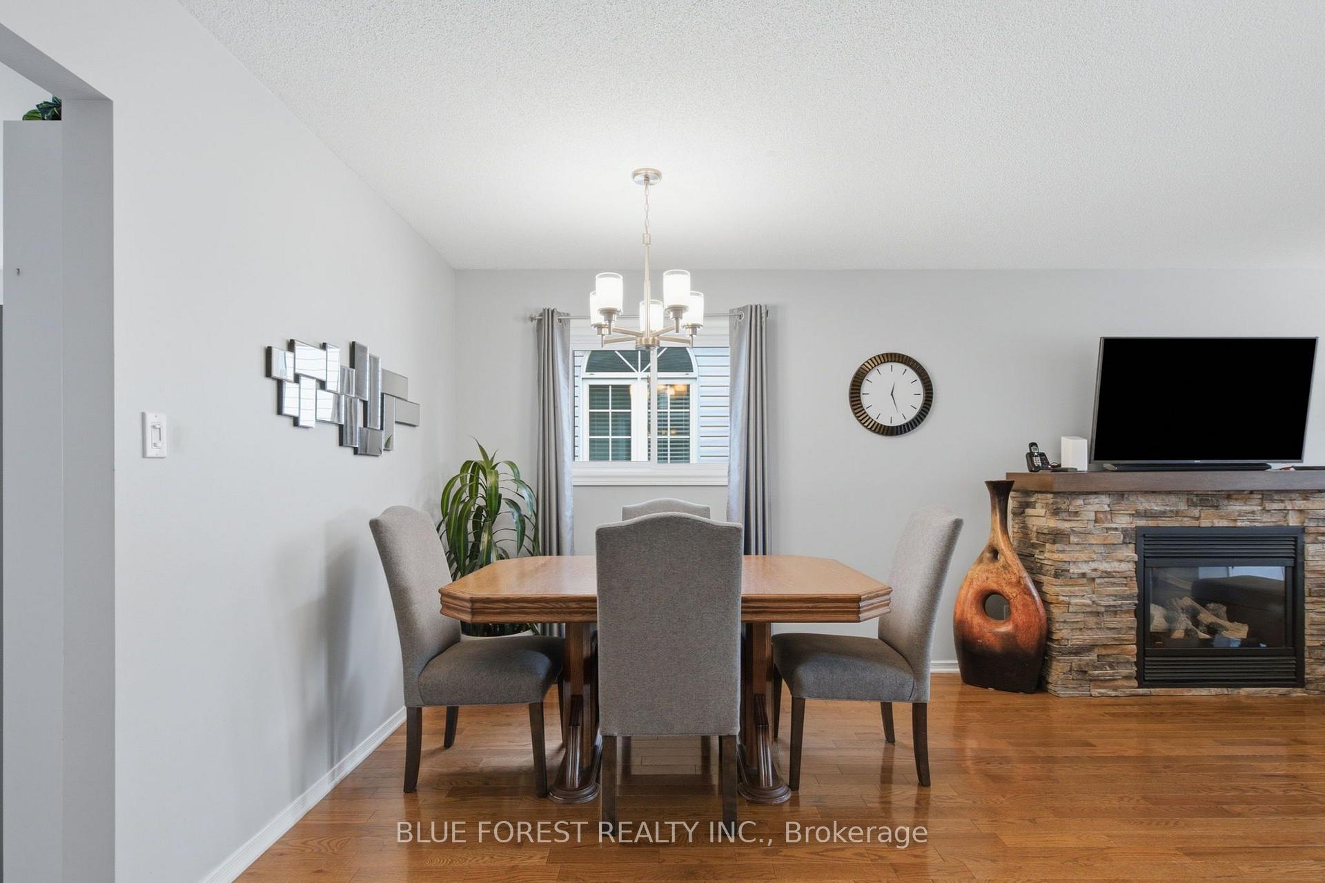 Photo 10 of Unit 28, 335 Lighthouse Road, London, South U — HOMEH