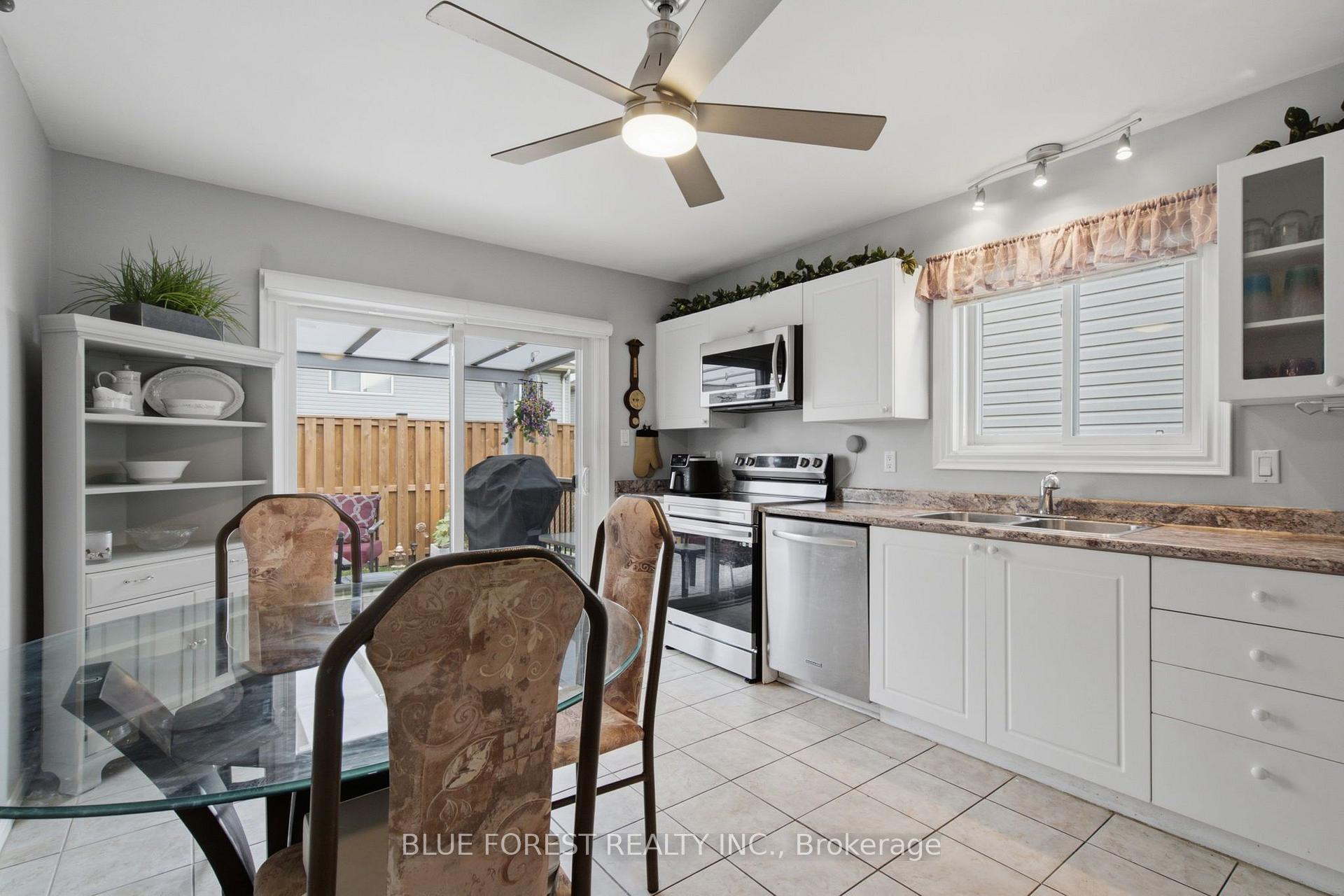 Photo 12 of Unit 28, 335 Lighthouse Road, London, South U — HOMEH