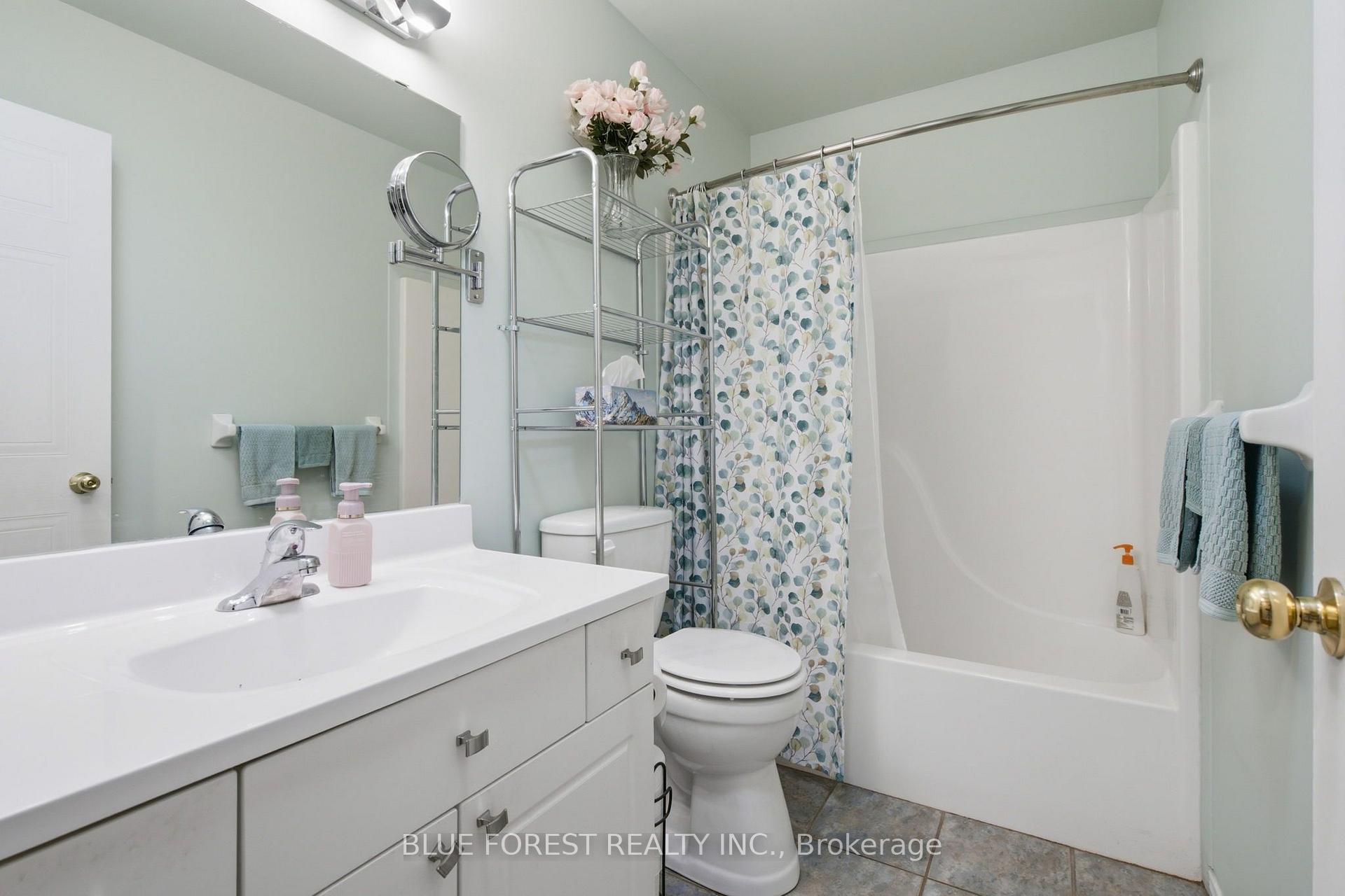 Photo 23 of Unit 28, 335 Lighthouse Road, London, South U — HOMEH