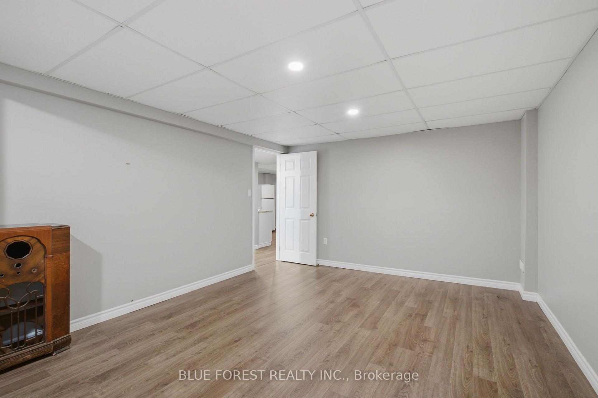 Photo 25 of Unit 28, 335 Lighthouse Road, London, South U — HOMEH
