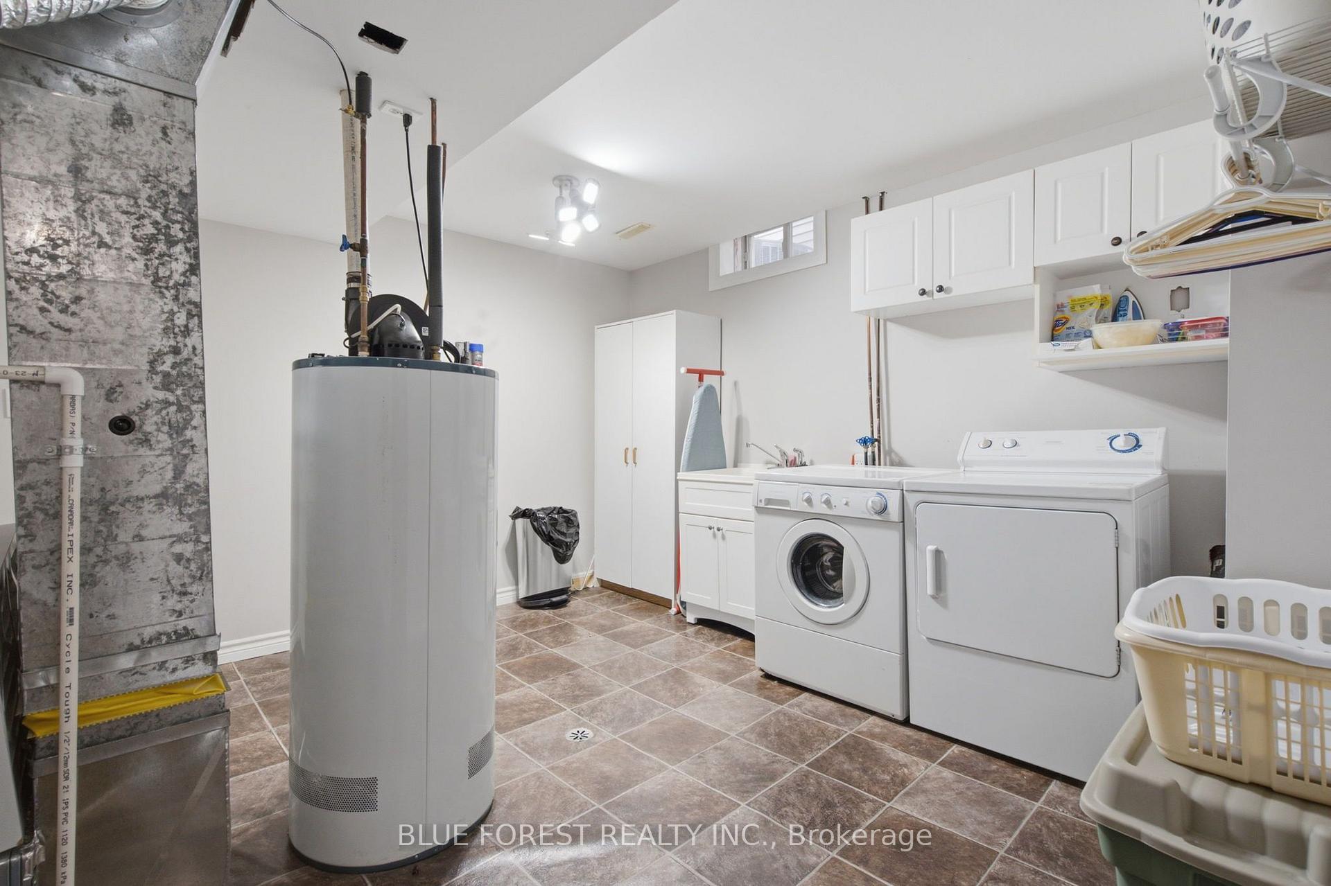 Photo 35 of Unit 28, 335 Lighthouse Road, London, South U — HOMEH