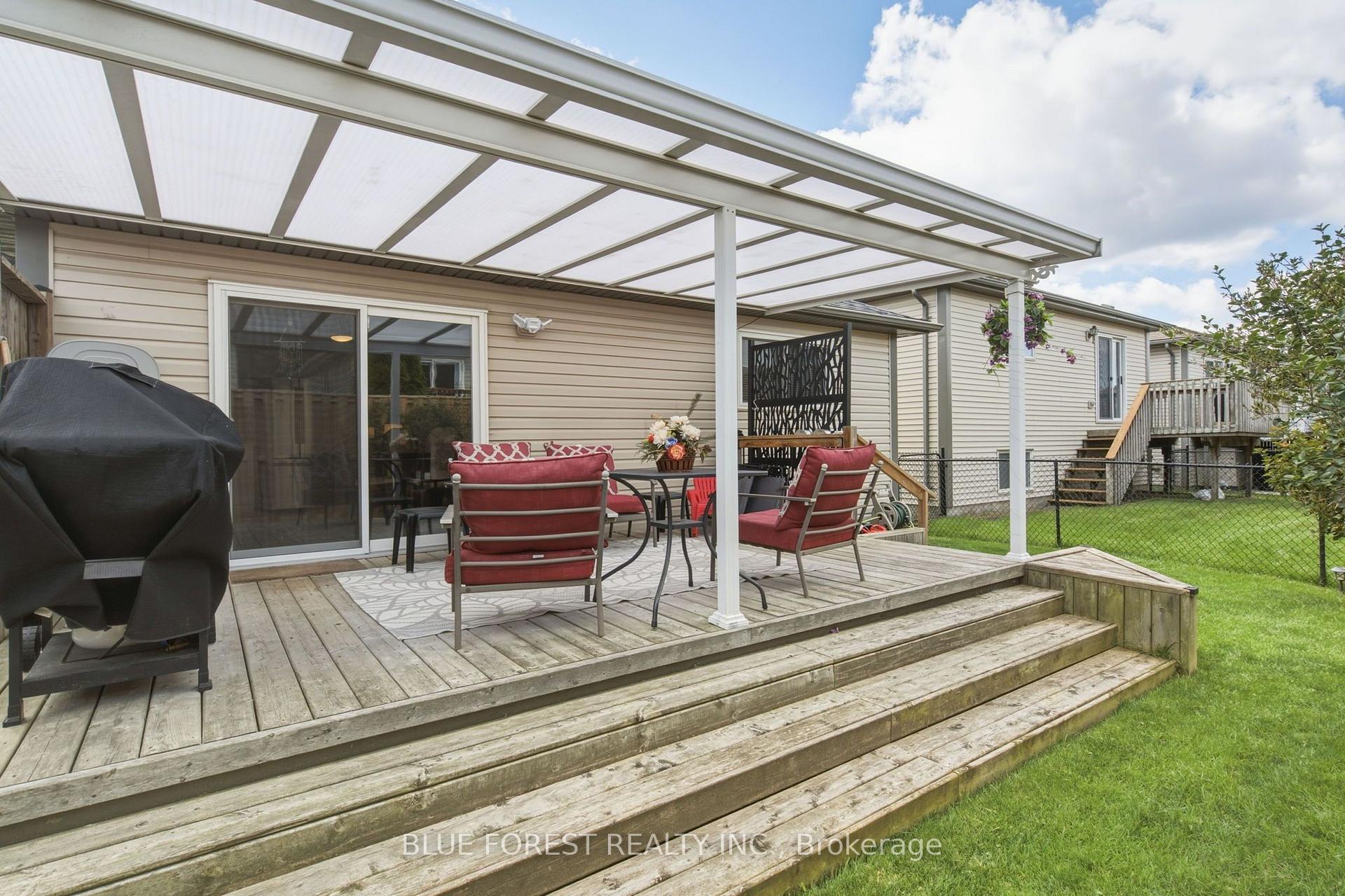 Photo 40 of Unit 28, 335 Lighthouse Road, London, South U — HOMEH
