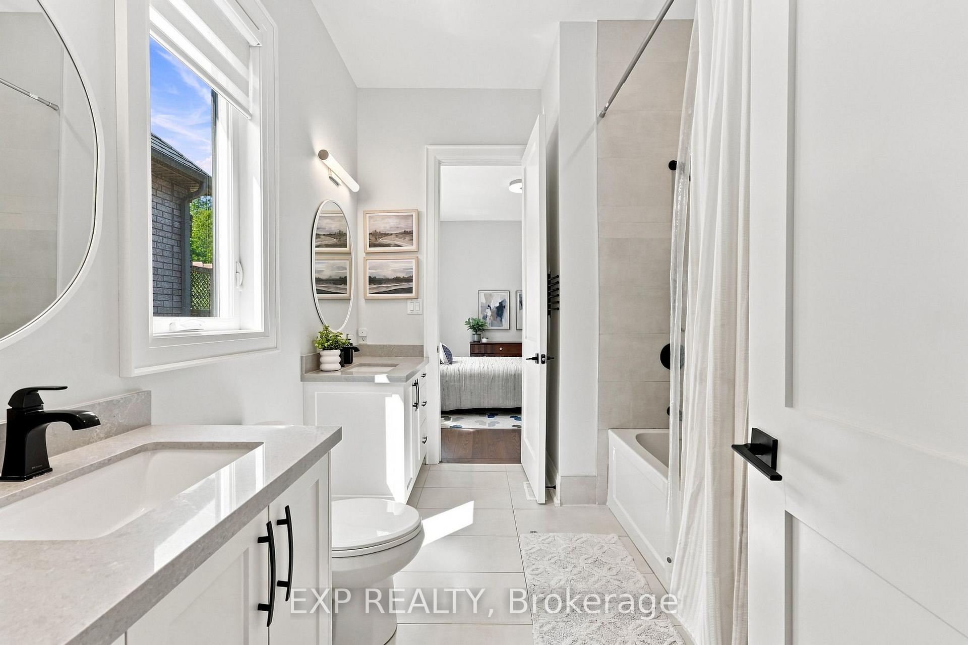 Photo 22 of 30 Brule Lakeway, Georgina, Sutton & Jackson's Point — HOMEH