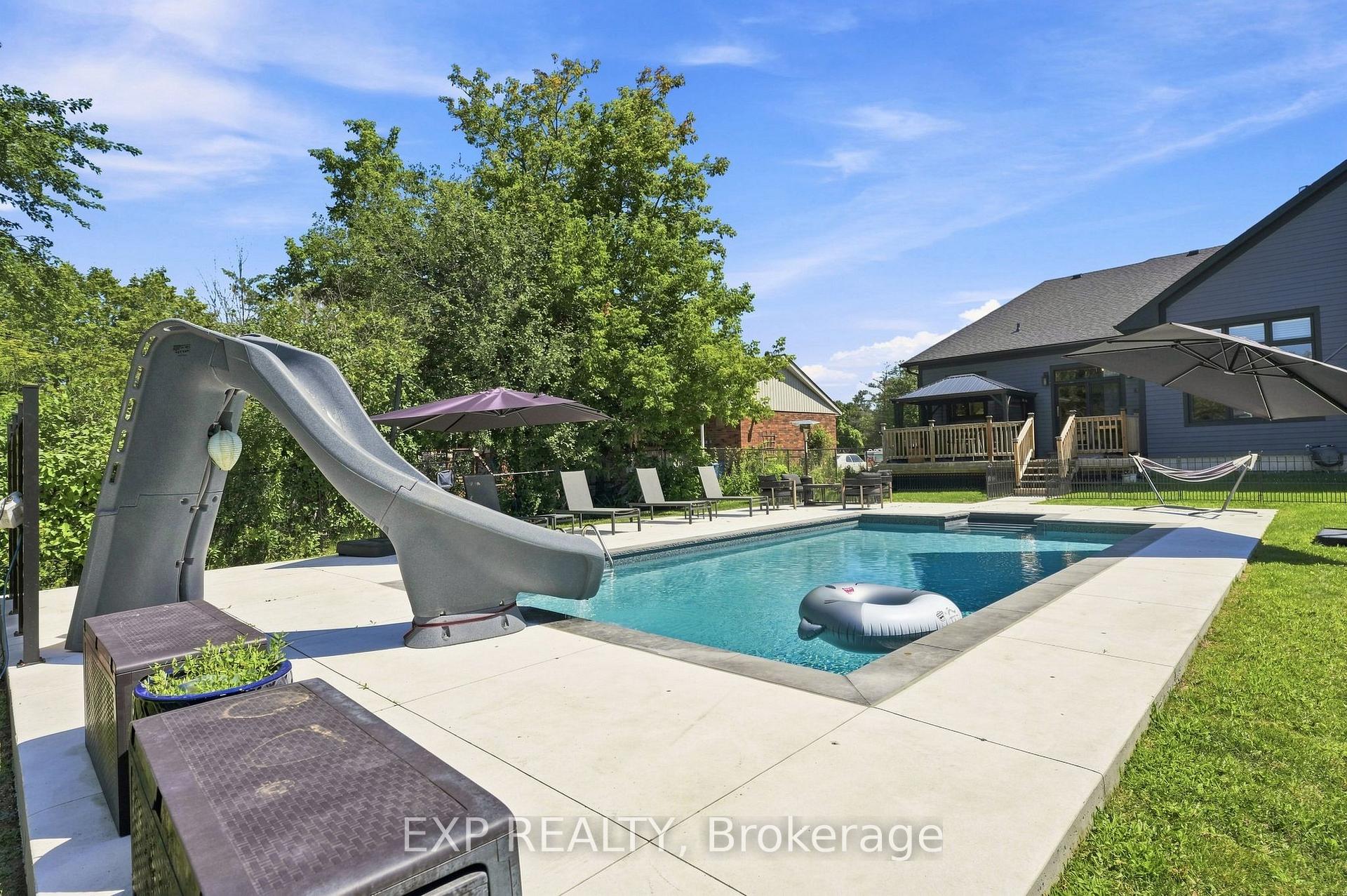 Photo 29 of 30 Brule Lakeway, Georgina, Sutton & Jackson's Point — HOMEH