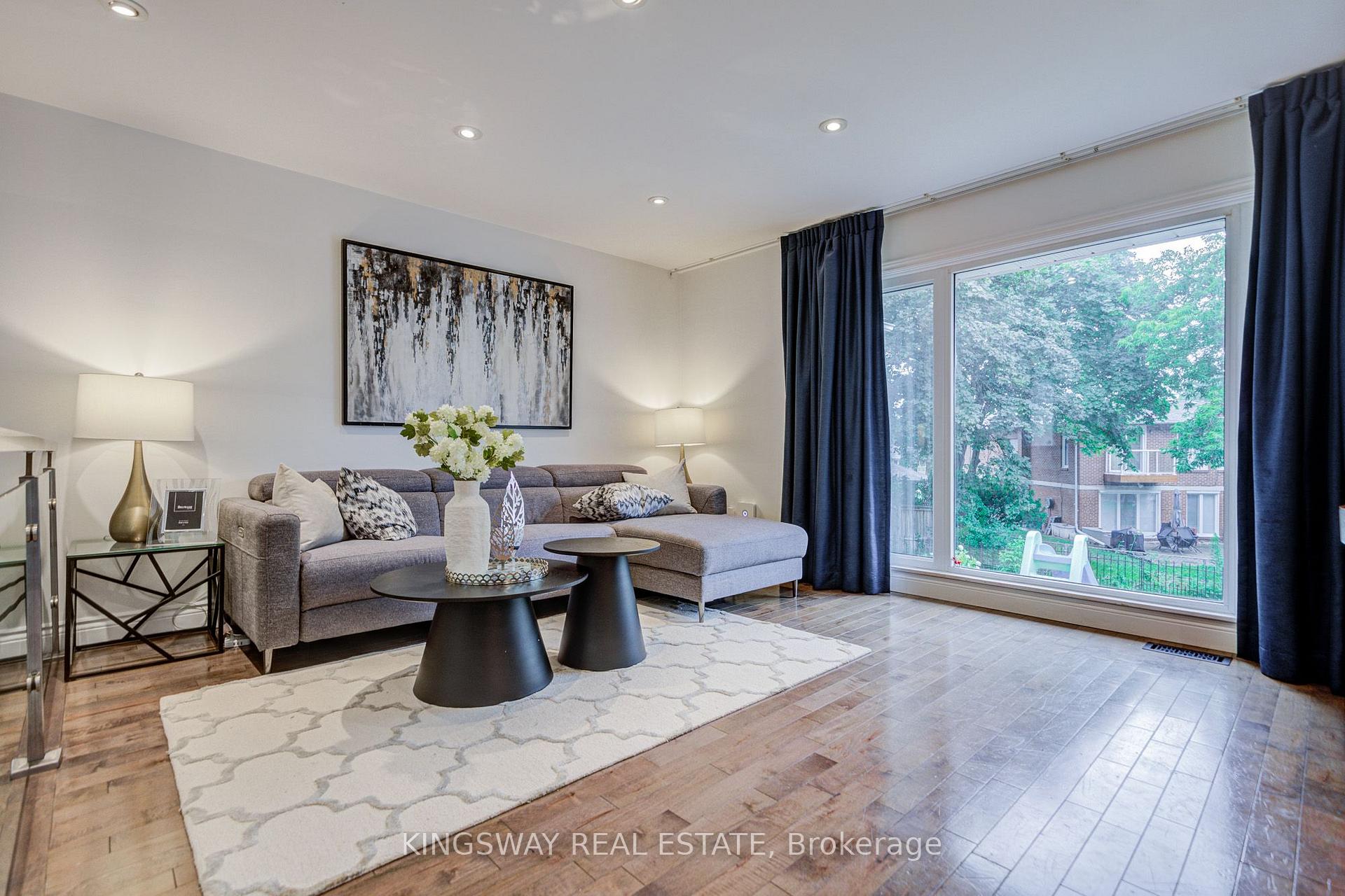 Photo 8 of 20 Wigmore Drive, North York, Victoria Village — HOMEH