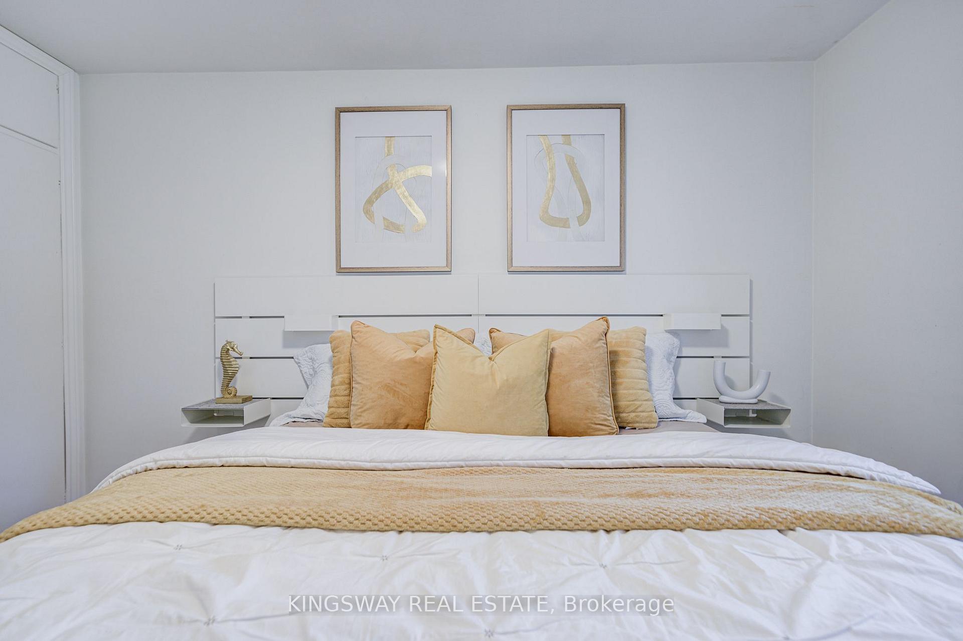 Photo 25 of 20 Wigmore Drive, North York, Victoria Village — HOMEH