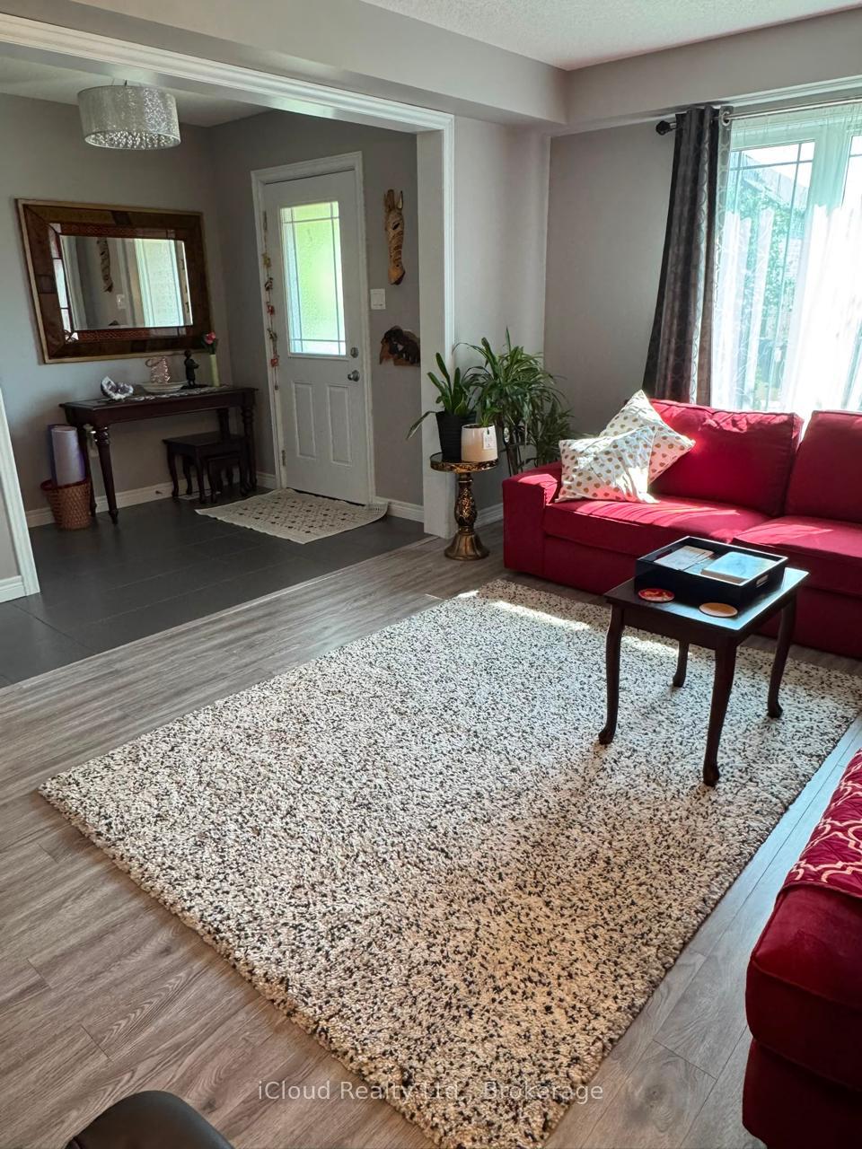Photo 2 of Unit 29, 14 Amos Drive, Guelph, Kortright Hills — HOMEH