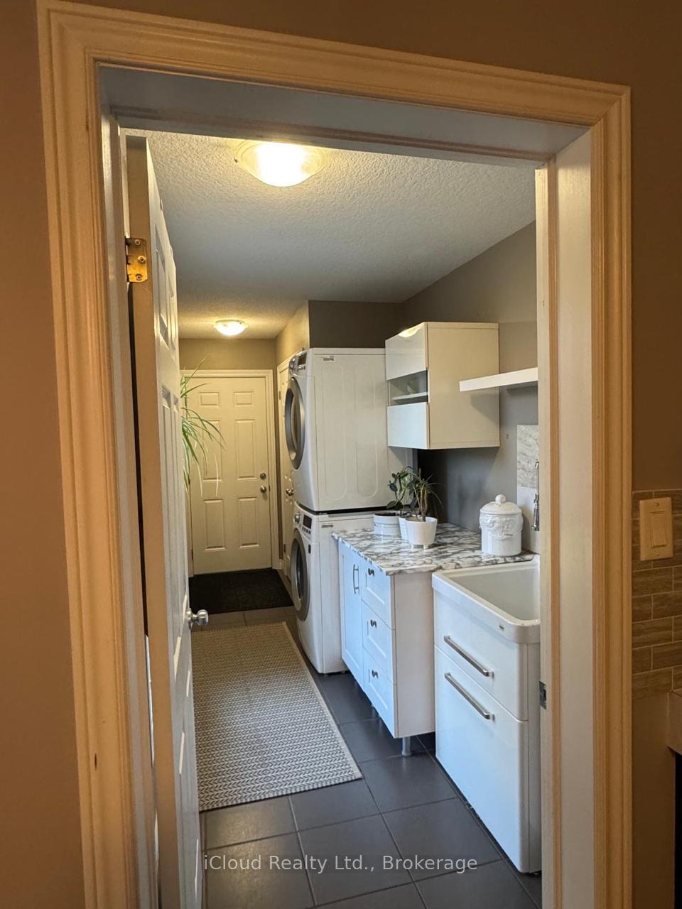 Photo 20 of Unit 29, 14 Amos Drive, Guelph, Kortright Hills — HOMEH