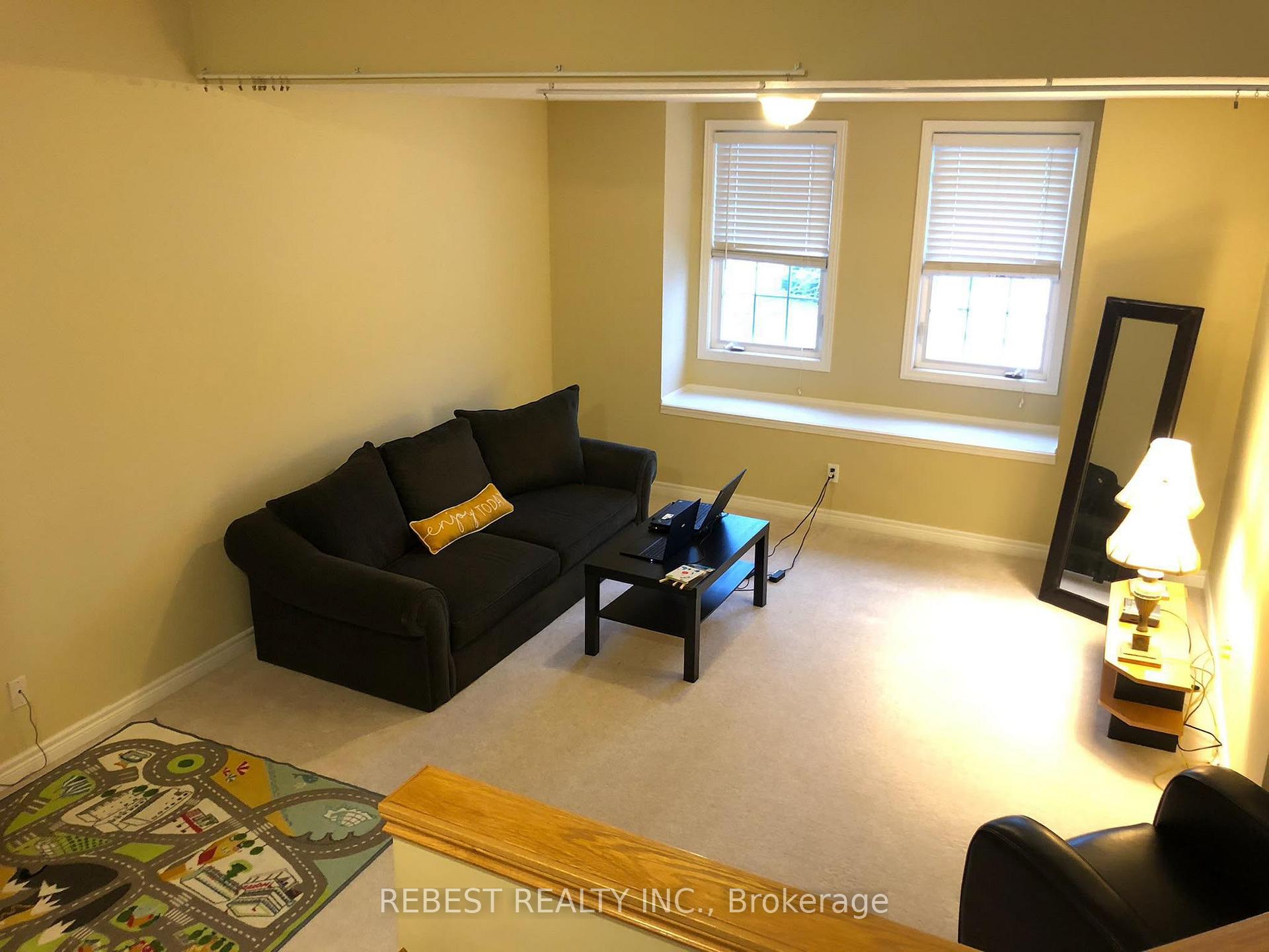Photo 24 of 655 Interlaken Drive, Waterloo, Clair Hills — HOMEH