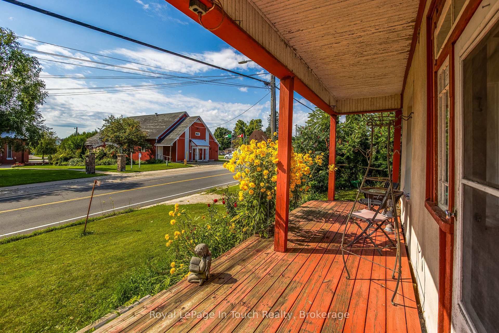 Photo 6 of 328 Lafontaine Road W, Tiny, Lafontaine — HOMEH