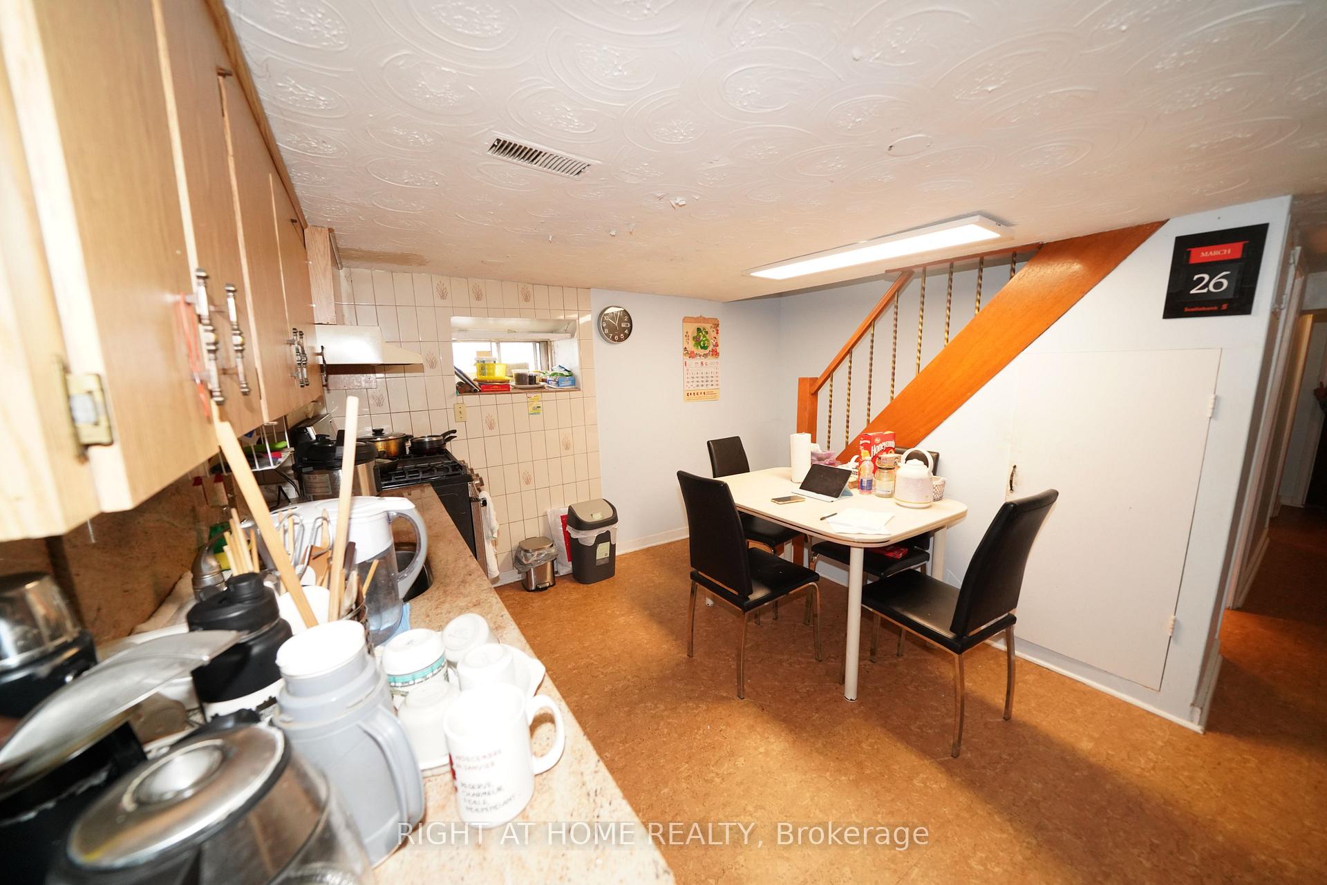 Photo 9 of 65 Salem Avenue, Toronto, Dovercourt-Wallace Emerson-Junction — HOMEH