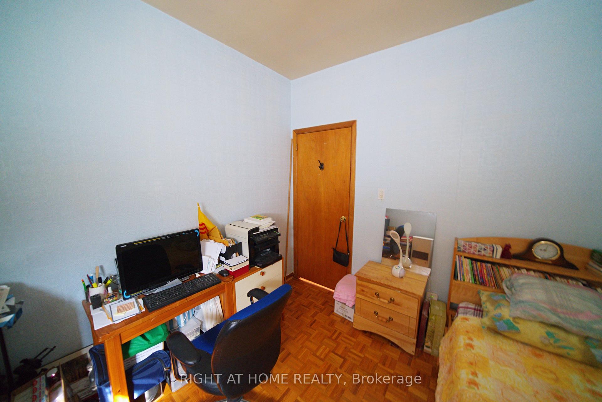 Photo 18 of 65 Salem Avenue, Toronto, Dovercourt-Wallace Emerson-Junction — HOMEH