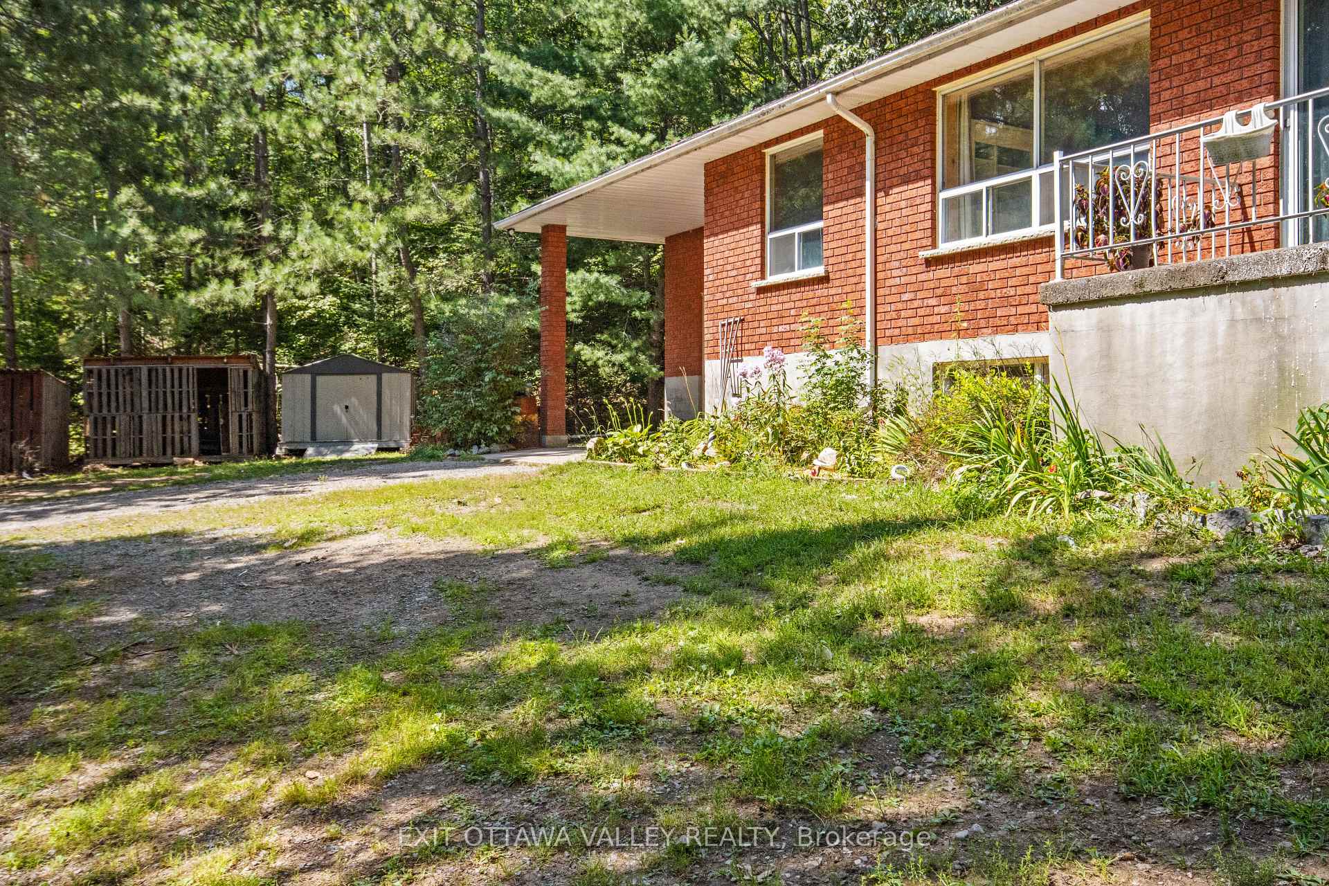 Photo 6 of 561 Long Lake Road, Madawaska Valley, Madawaska Valley — HOMEH