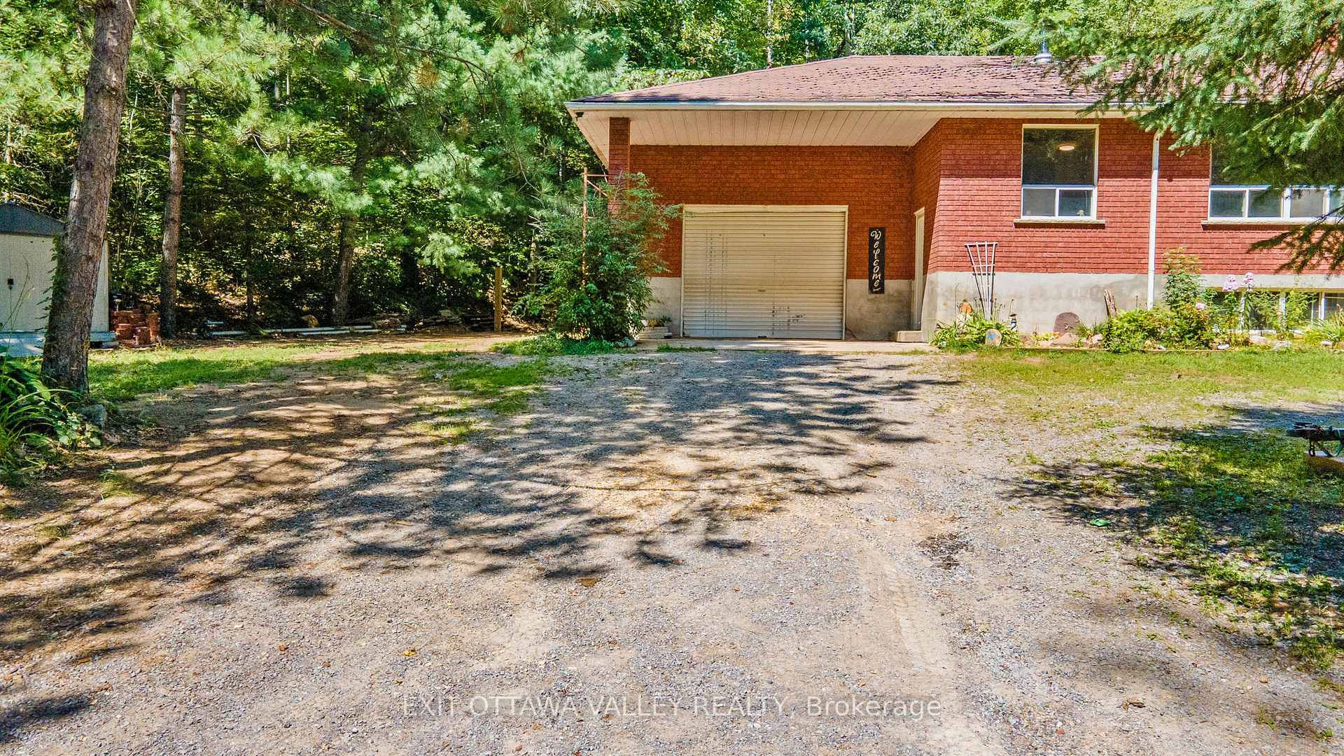 Photo 10 of 561 Long Lake Road, Madawaska Valley, Madawaska Valley — HOMEH