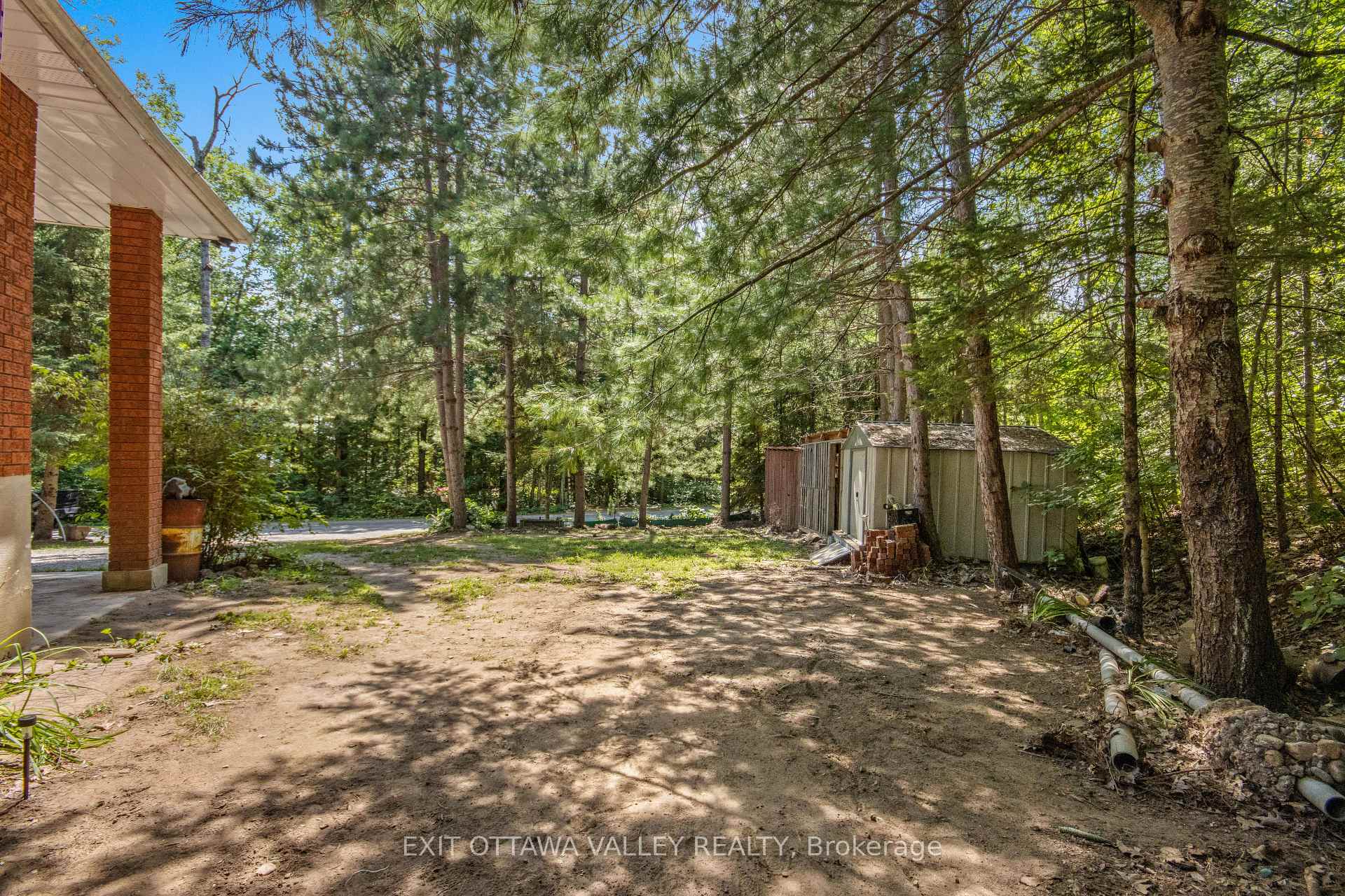Photo 17 of 561 Long Lake Road, Madawaska Valley, Madawaska Valley — HOMEH