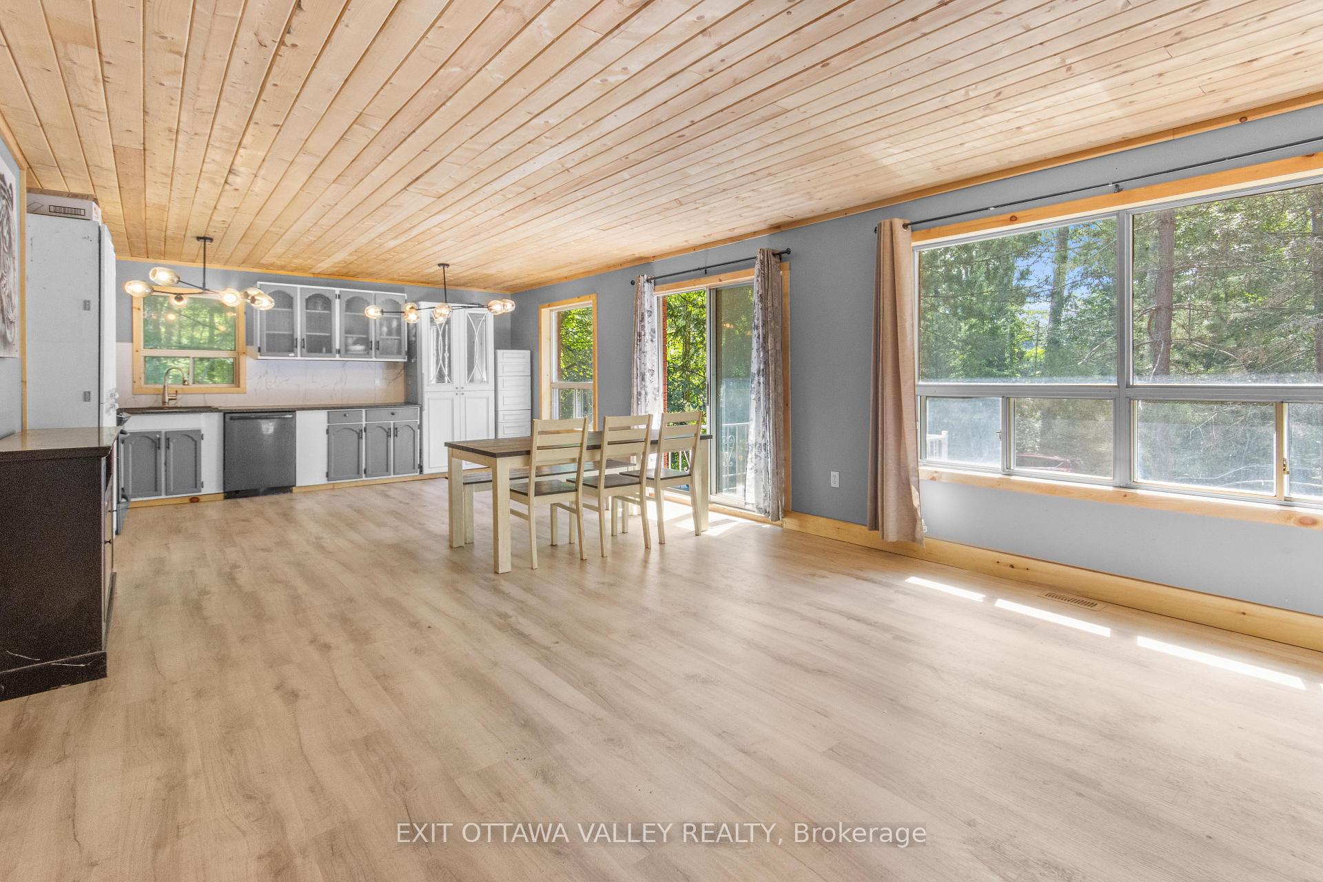 Photo 18 of 561 Long Lake Road, Madawaska Valley, Madawaska Valley — HOMEH