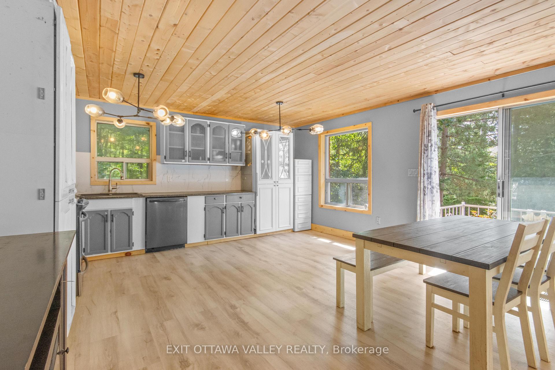 Photo 20 of 561 Long Lake Road, Madawaska Valley, Madawaska Valley — HOMEH