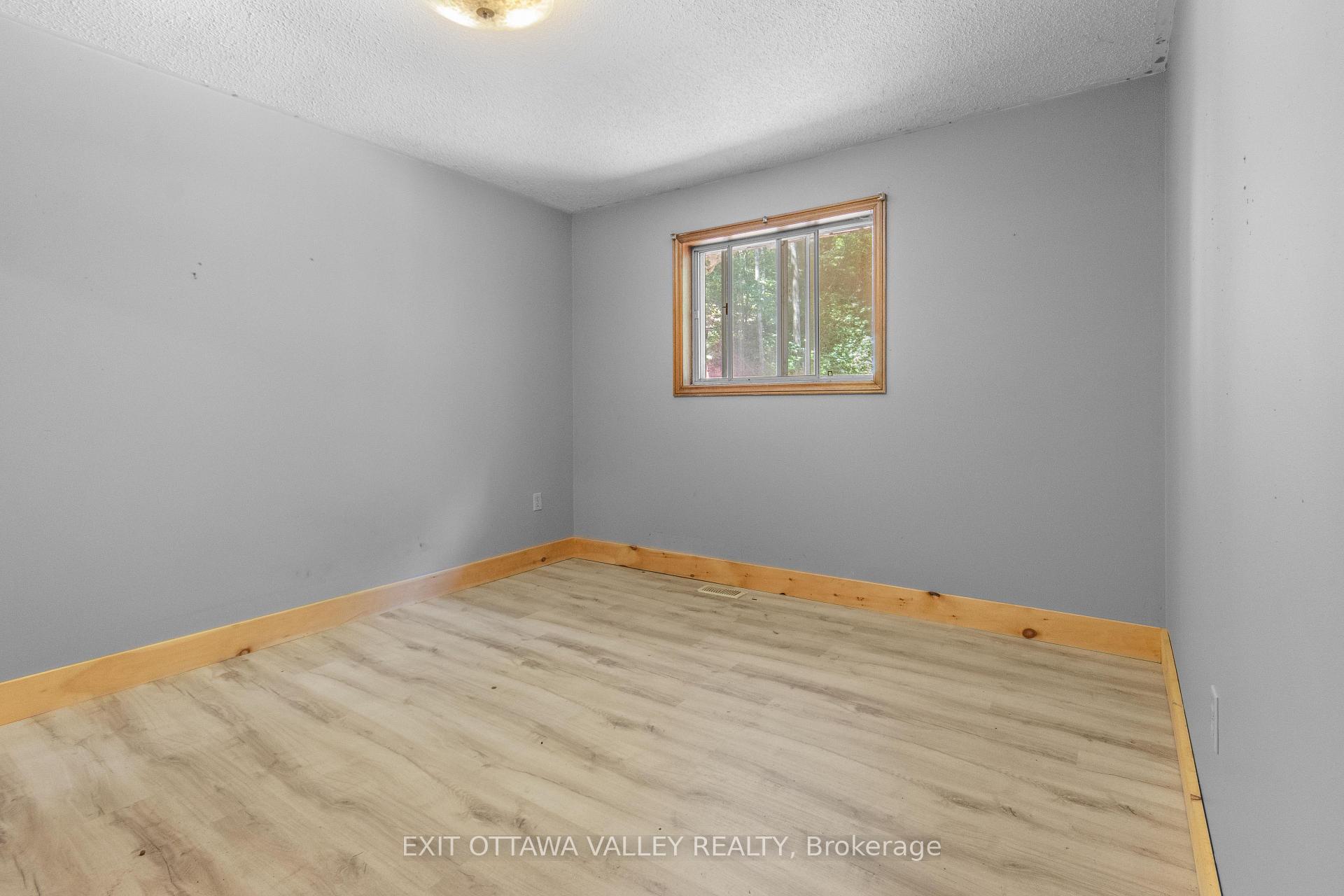 Photo 26 of 561 Long Lake Road, Madawaska Valley, Madawaska Valley — HOMEH
