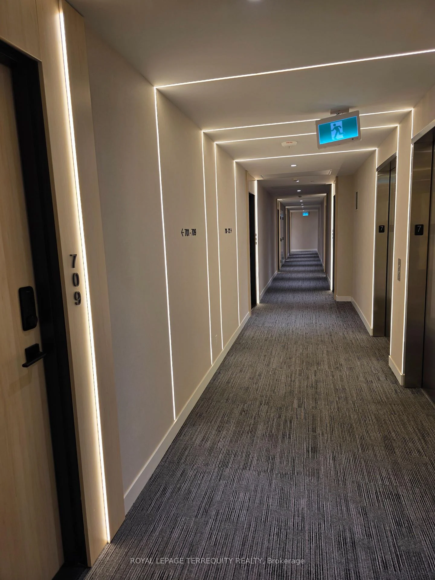 Photo 17 of Unit 709, 699 Sheppard Avenue E, North York, Bayview Village — HOMEH