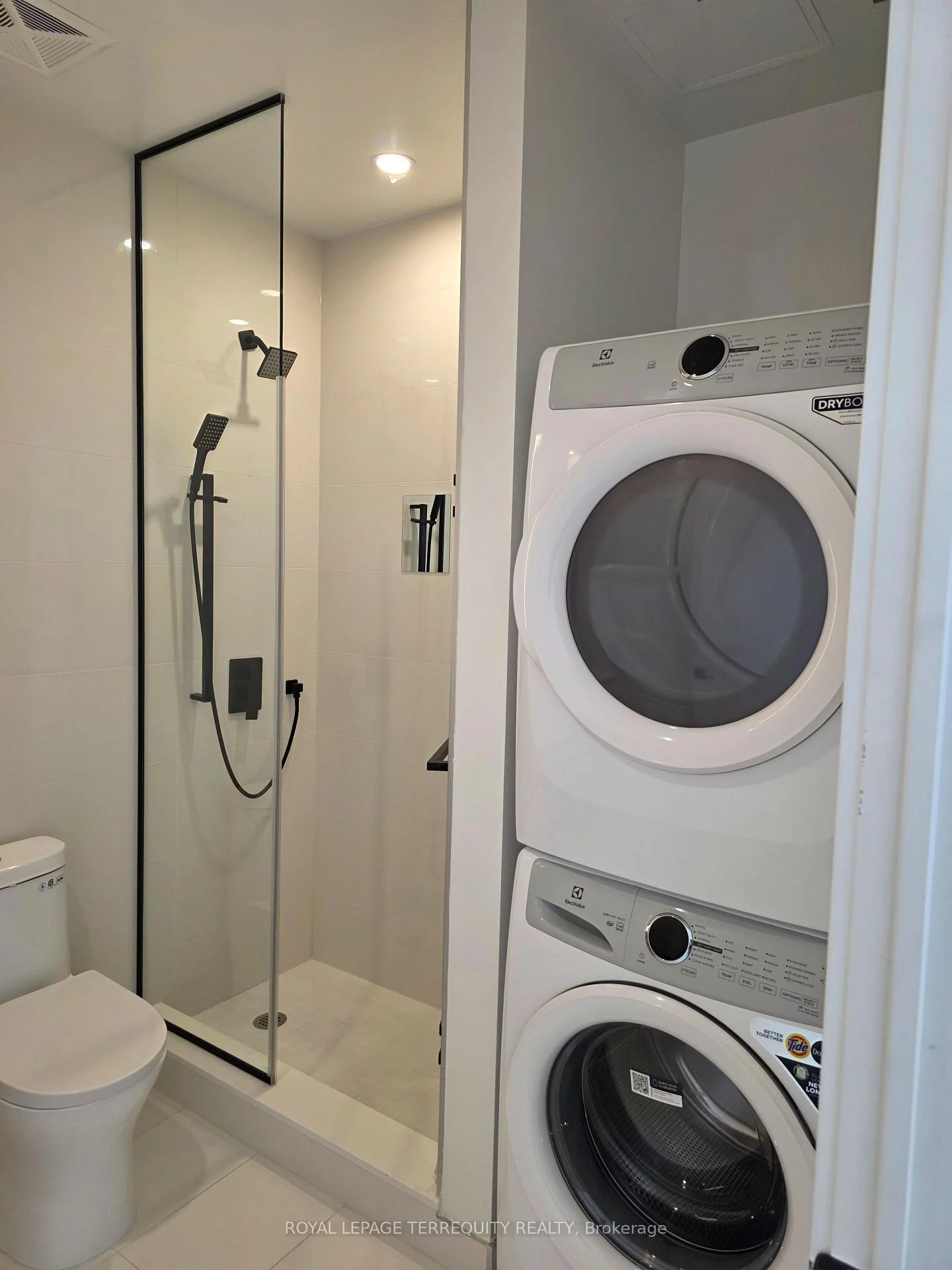 Photo 29 of Unit 709, 699 Sheppard Avenue E, North York, Bayview Village — HOMEH