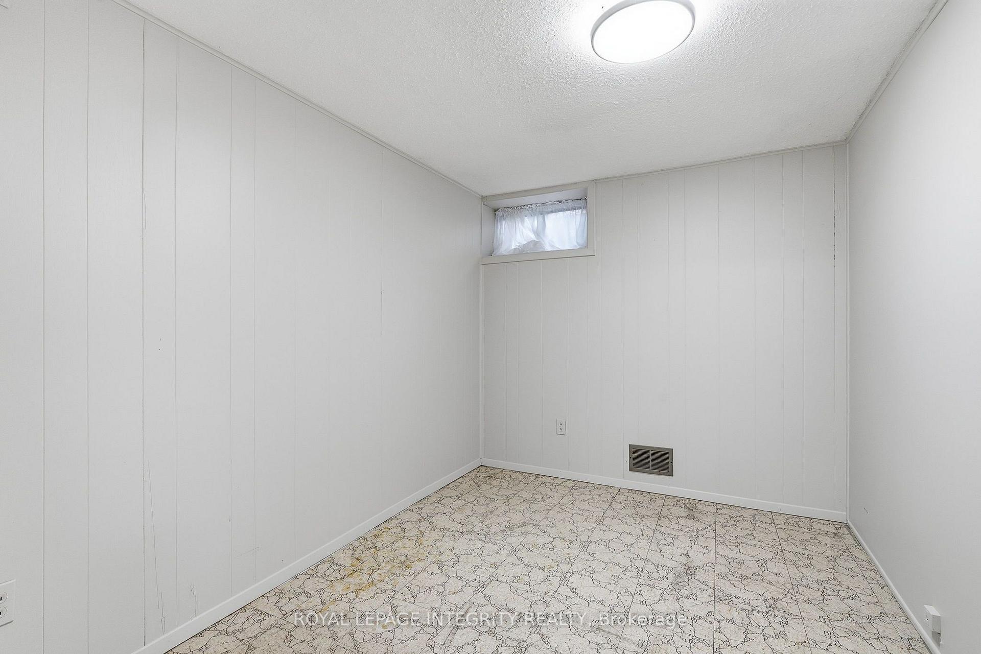 Photo 25 of Unit #4, 890 Cahill Drive W, Ottawa, Hunt Club — HOMEH