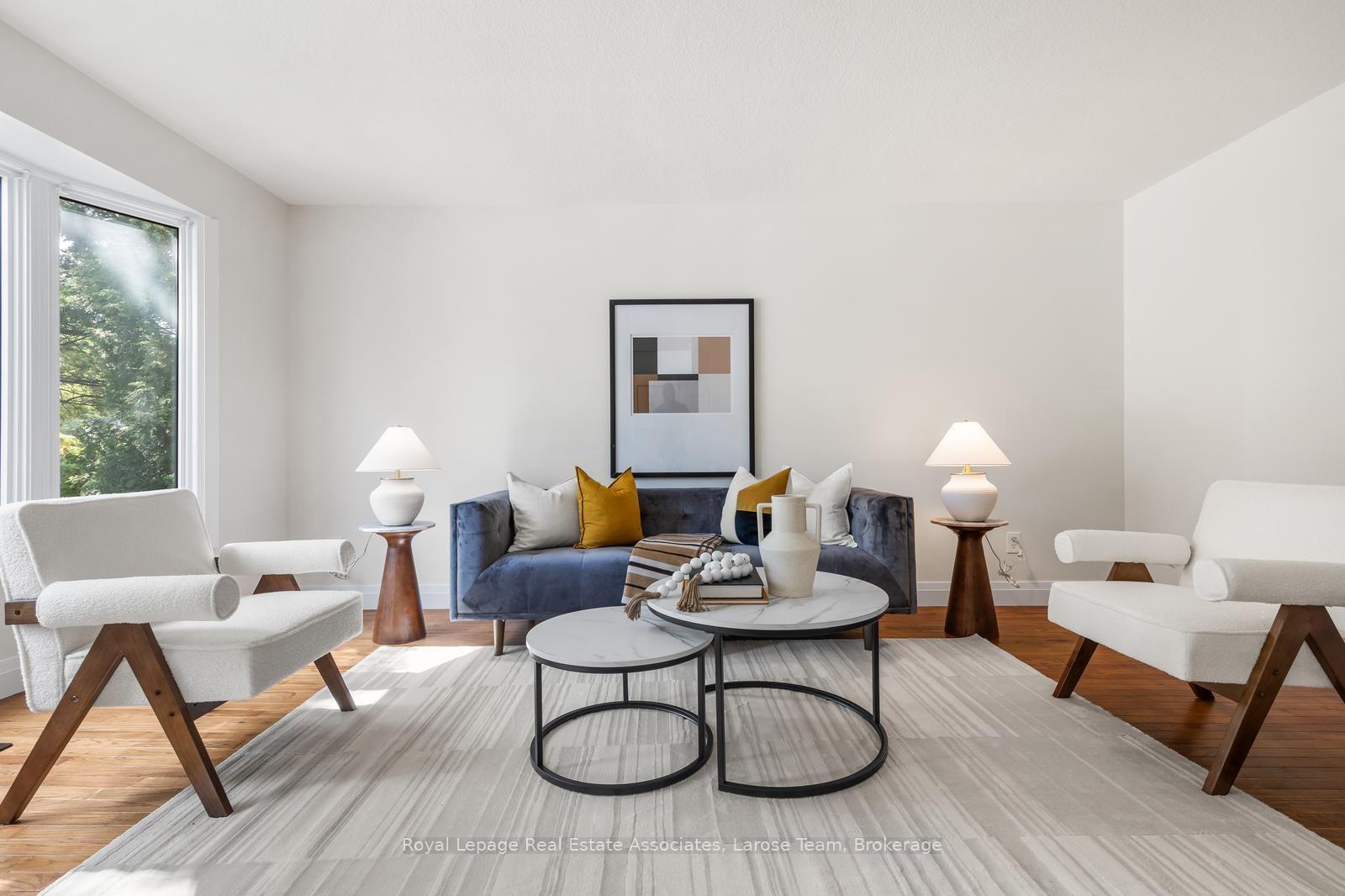 Photo 4 of 3243 Ulman Road, Oakville, Bronte — HOMEH