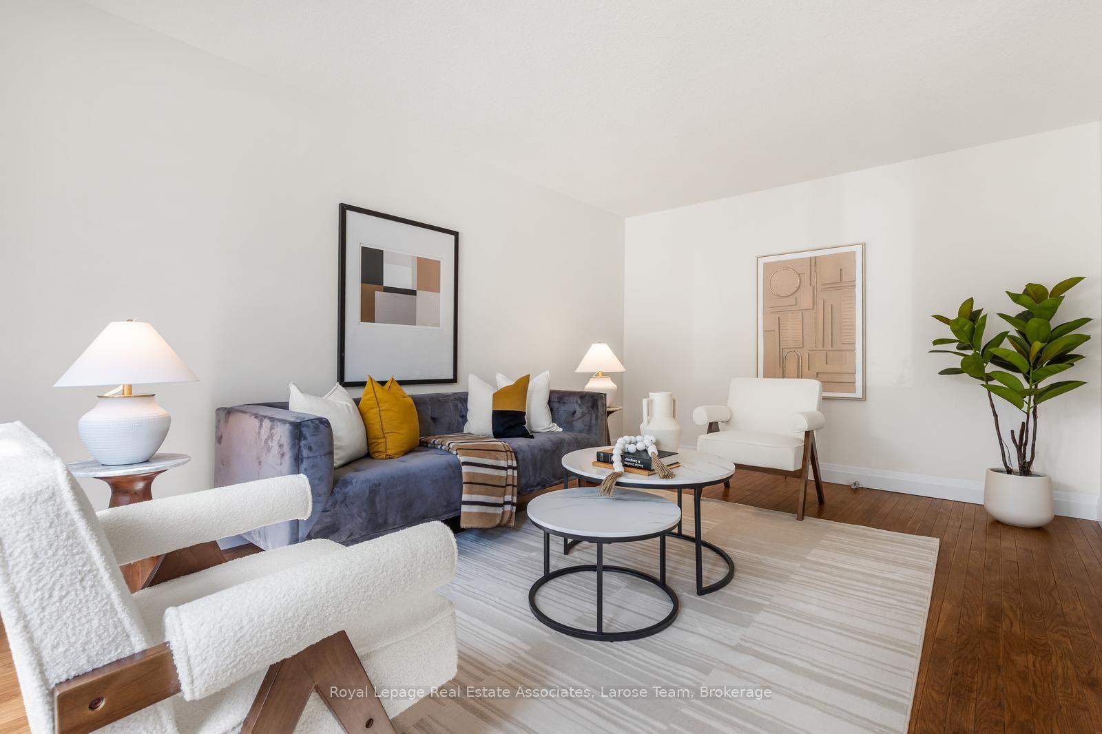 Photo 5 of 3243 Ulman Road, Oakville, Bronte — HOMEH