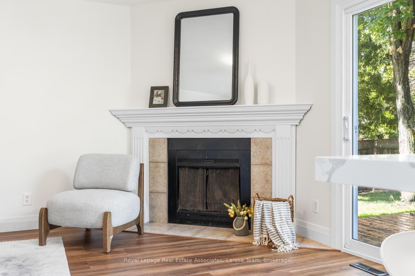 Photo 12 of 3243 Ulman Road, Oakville, Bronte — HOMEH