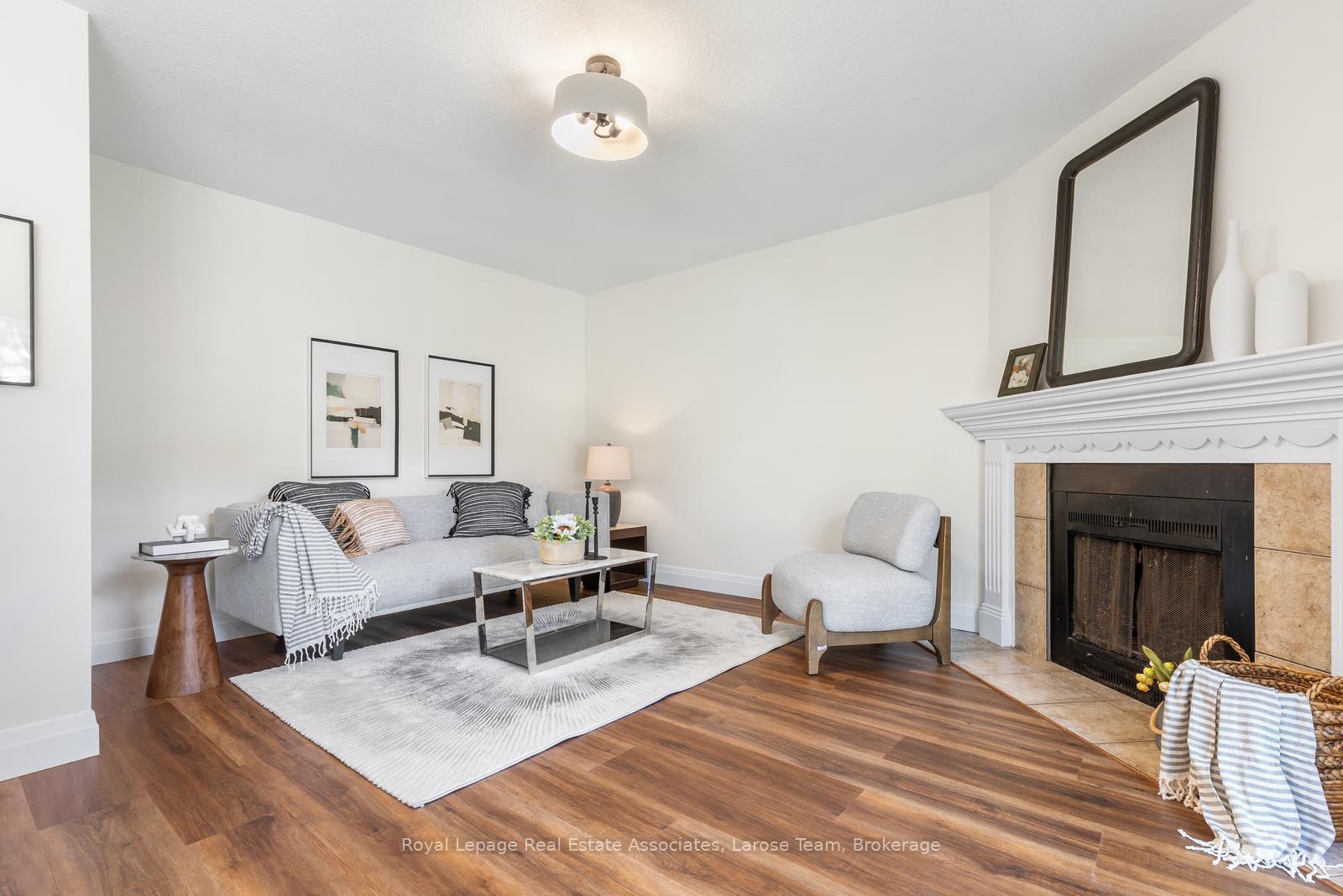 Photo 13 of 3243 Ulman Road, Oakville, Bronte — HOMEH